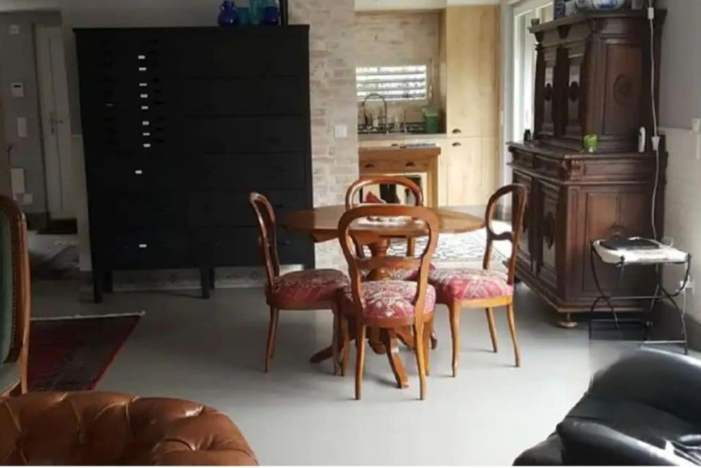 Duplex, piano, billard, ping-pong, jardin