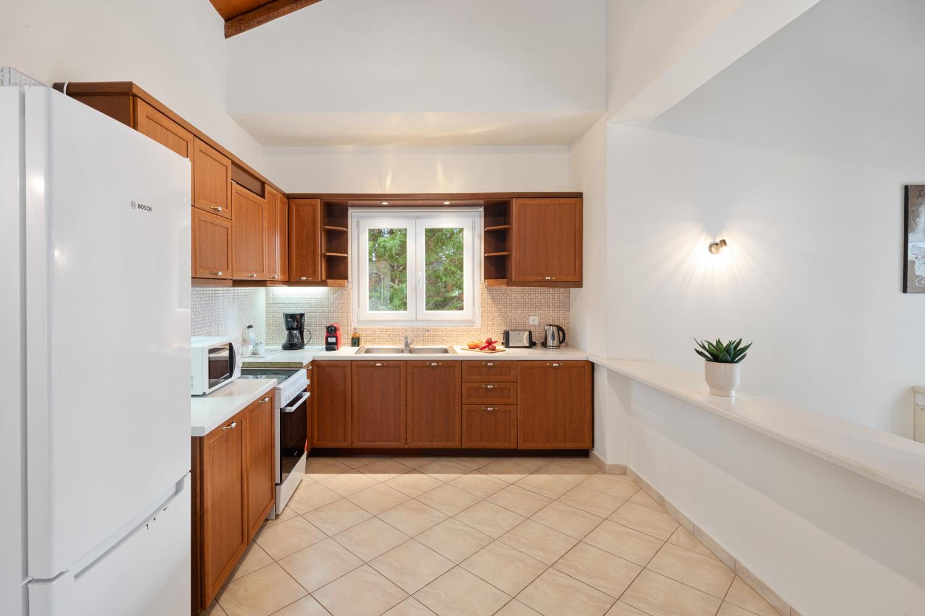 Eleonas Luxury Homes