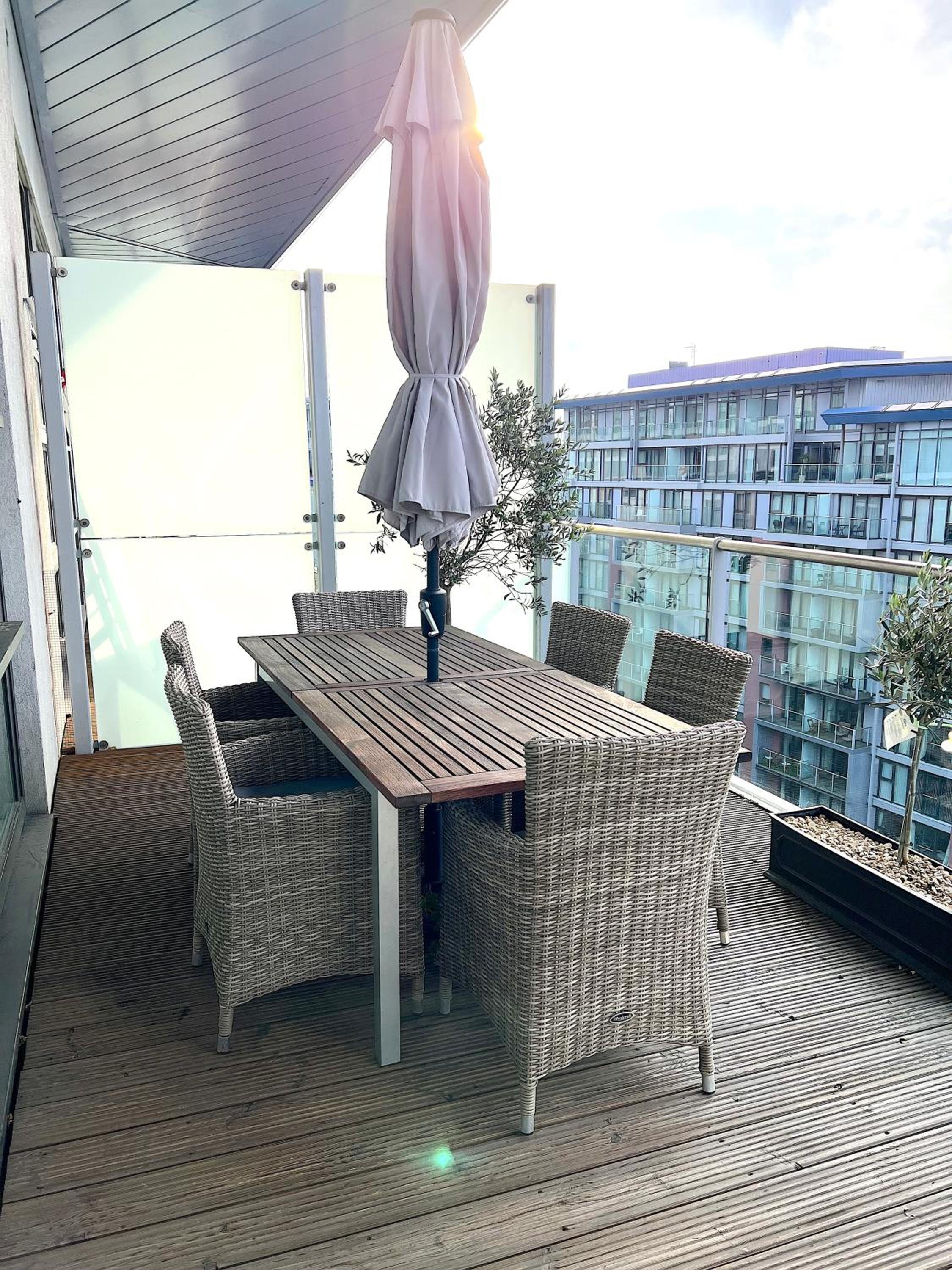 Cloud Nine - Luxe Apartment