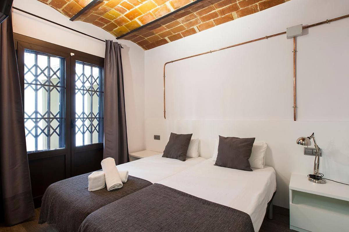 AB Paral·lel Spacious Apartments