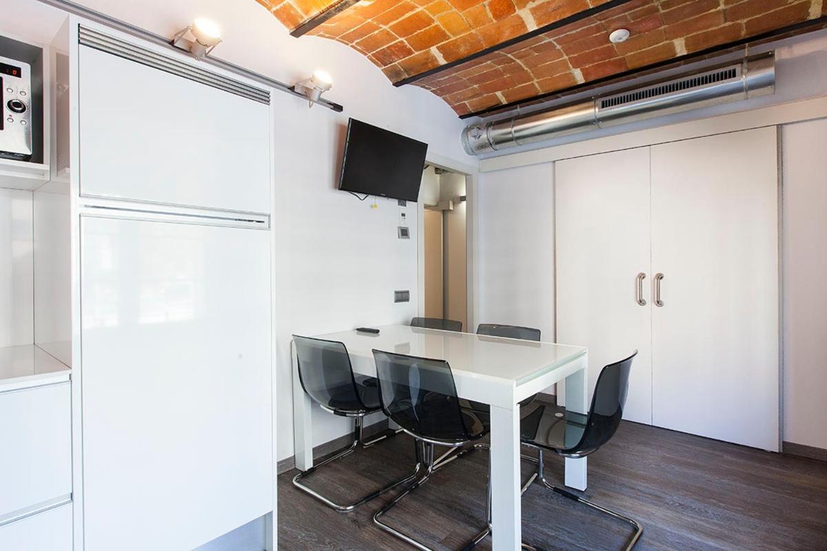 AB Paral·lel Spacious Apartments