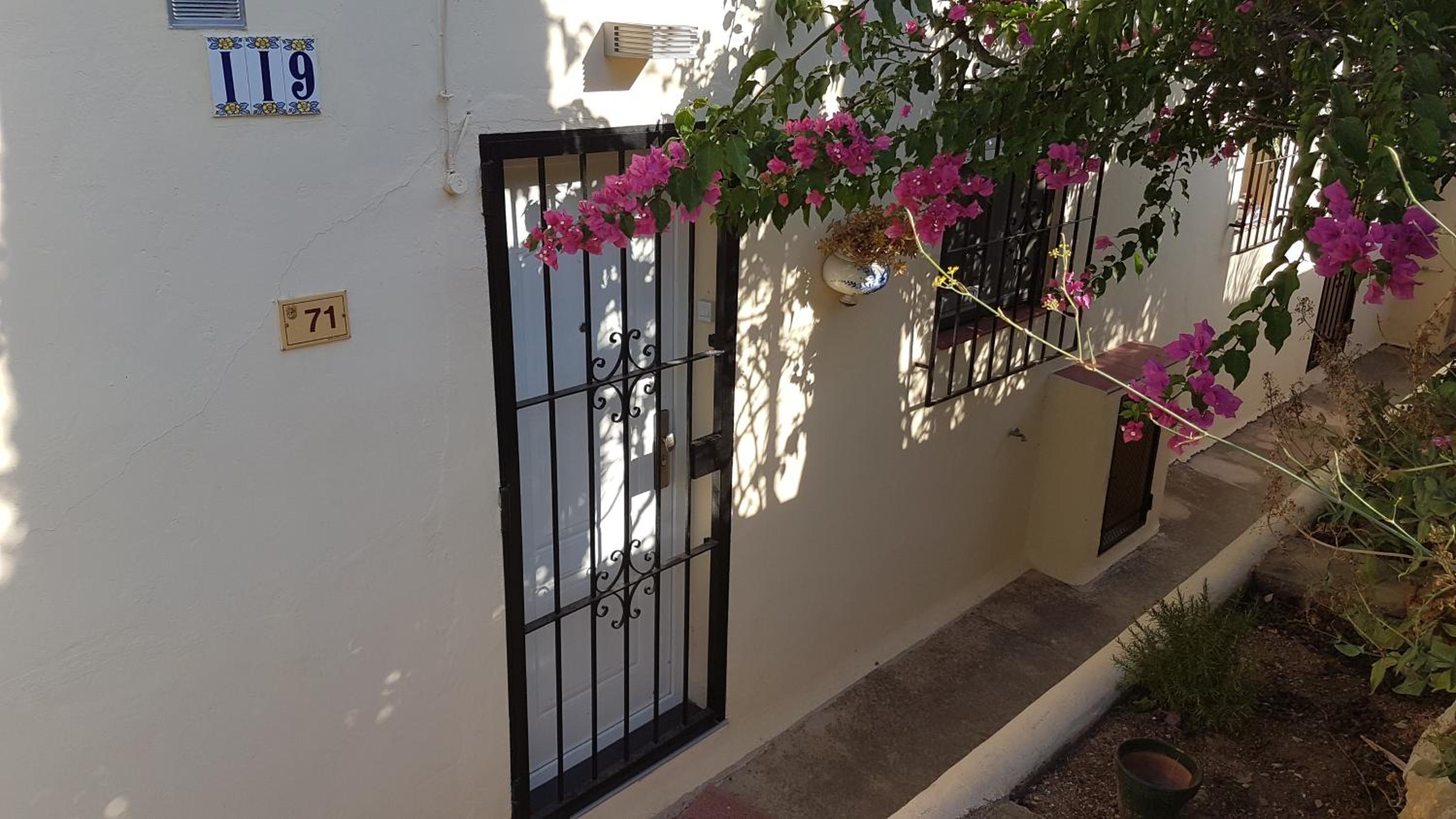 Casa Vista Moraira met fantastisch zeezicht en gemeenschappelijk zwembad