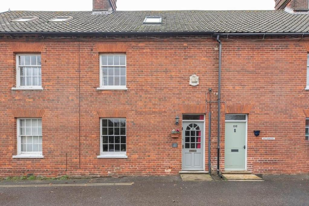 Mole Cottage, Orford view 5