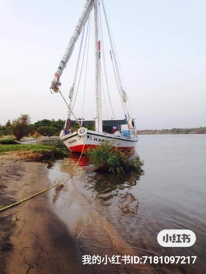 Felucca Sailing Boat Overnight Experience