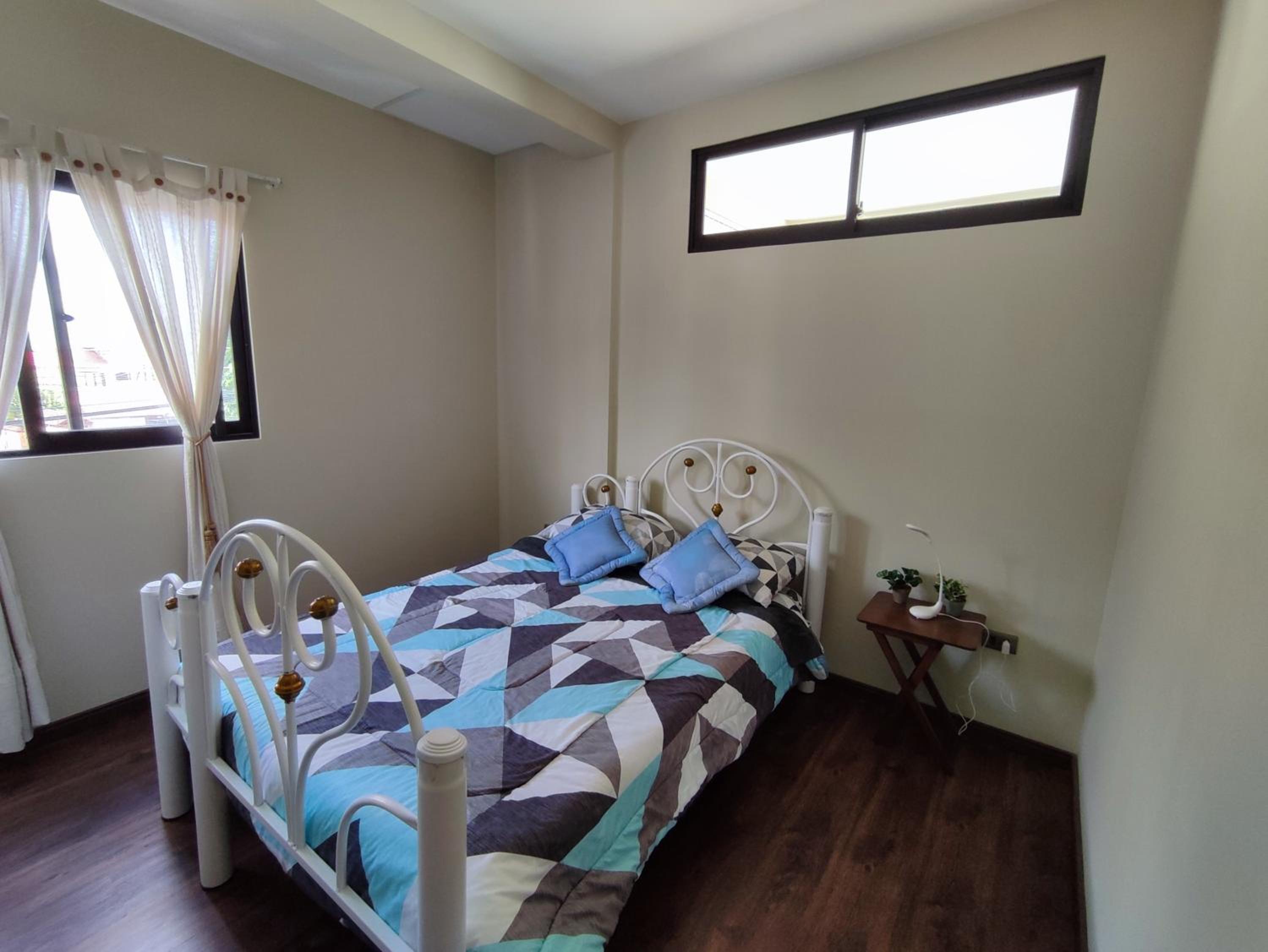 Acogedor y moderno departamento en zona residencial - La Campana, con garaje por un costo adicional