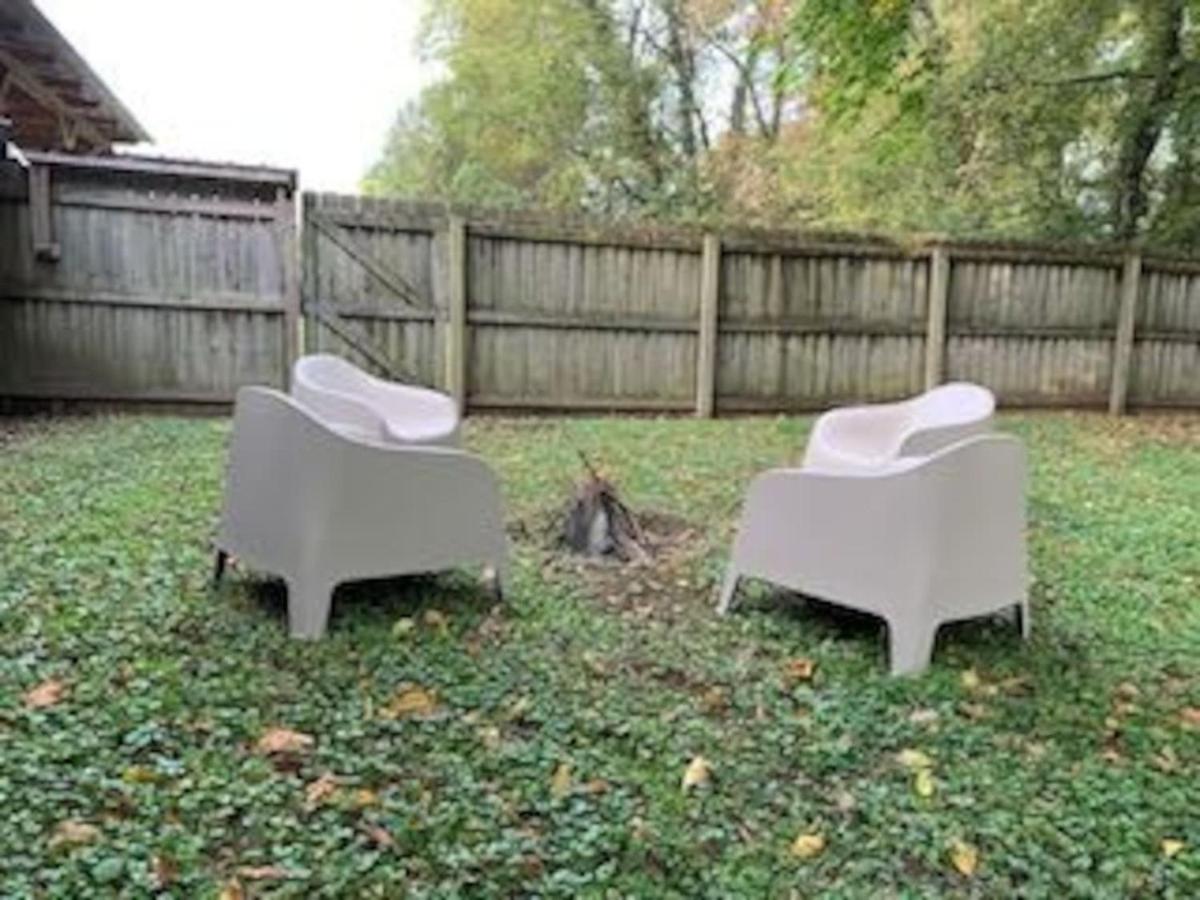 Photograph supplied for Hangout House play, work, and visit