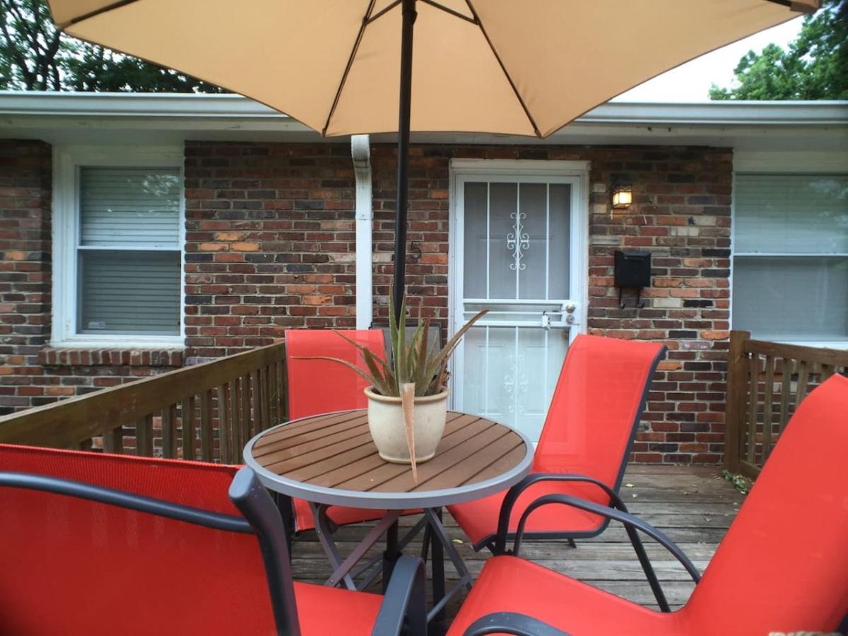 Family Friends and free parking close to downtown view 3