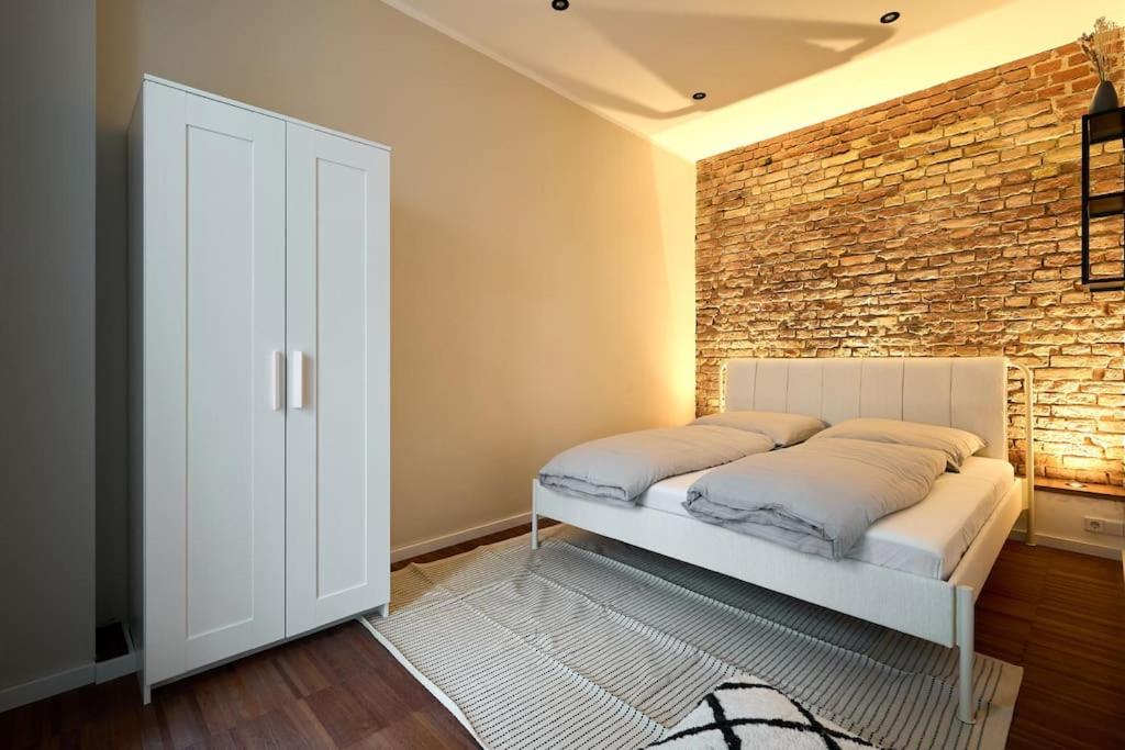 Central Apartment - Linienstraße