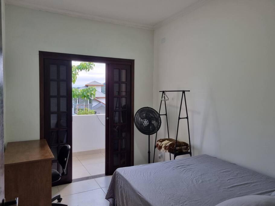 Vista p/ o mar e mata Atlântica