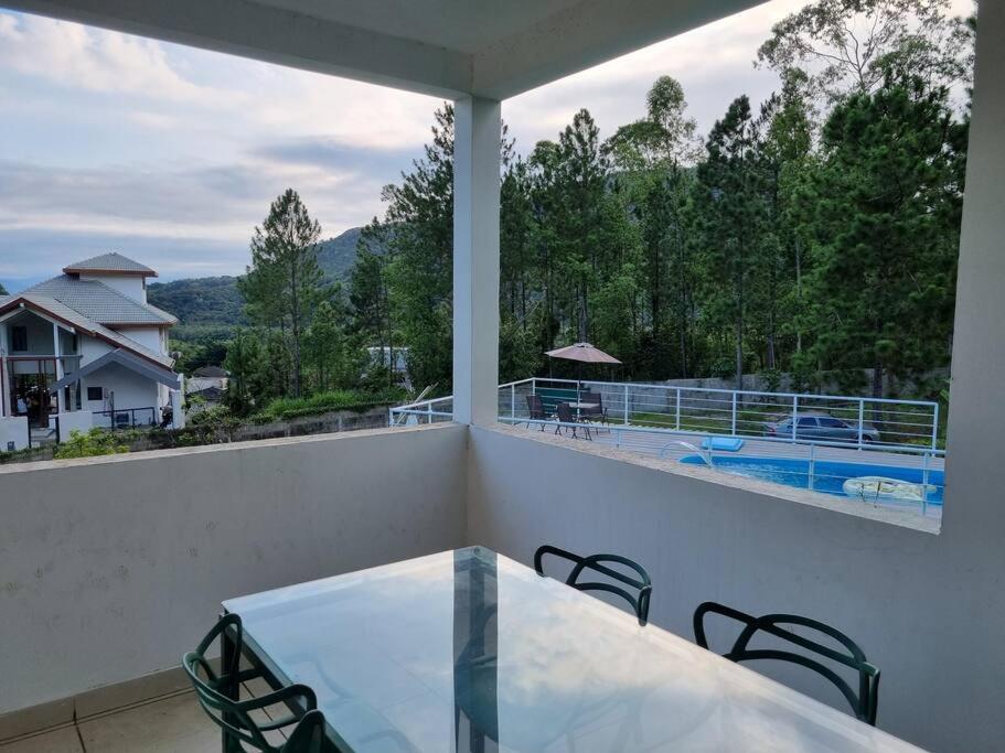 Vista p/ o mar e mata Atlântica