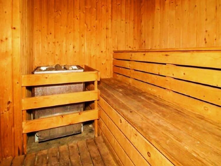 KL Ayan Service Suite At Times Square