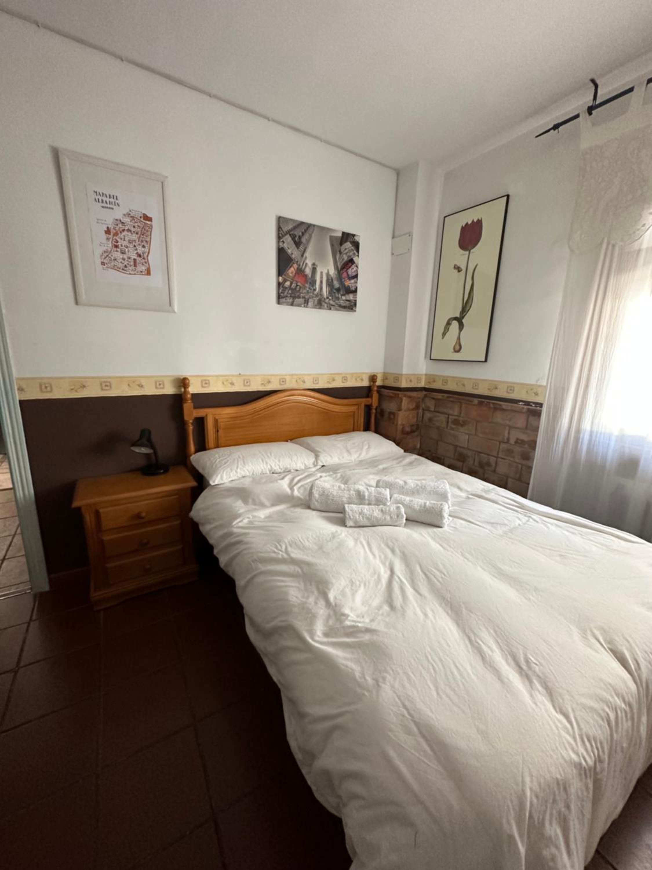 Habitación con baño y cocina privados en Albaicin