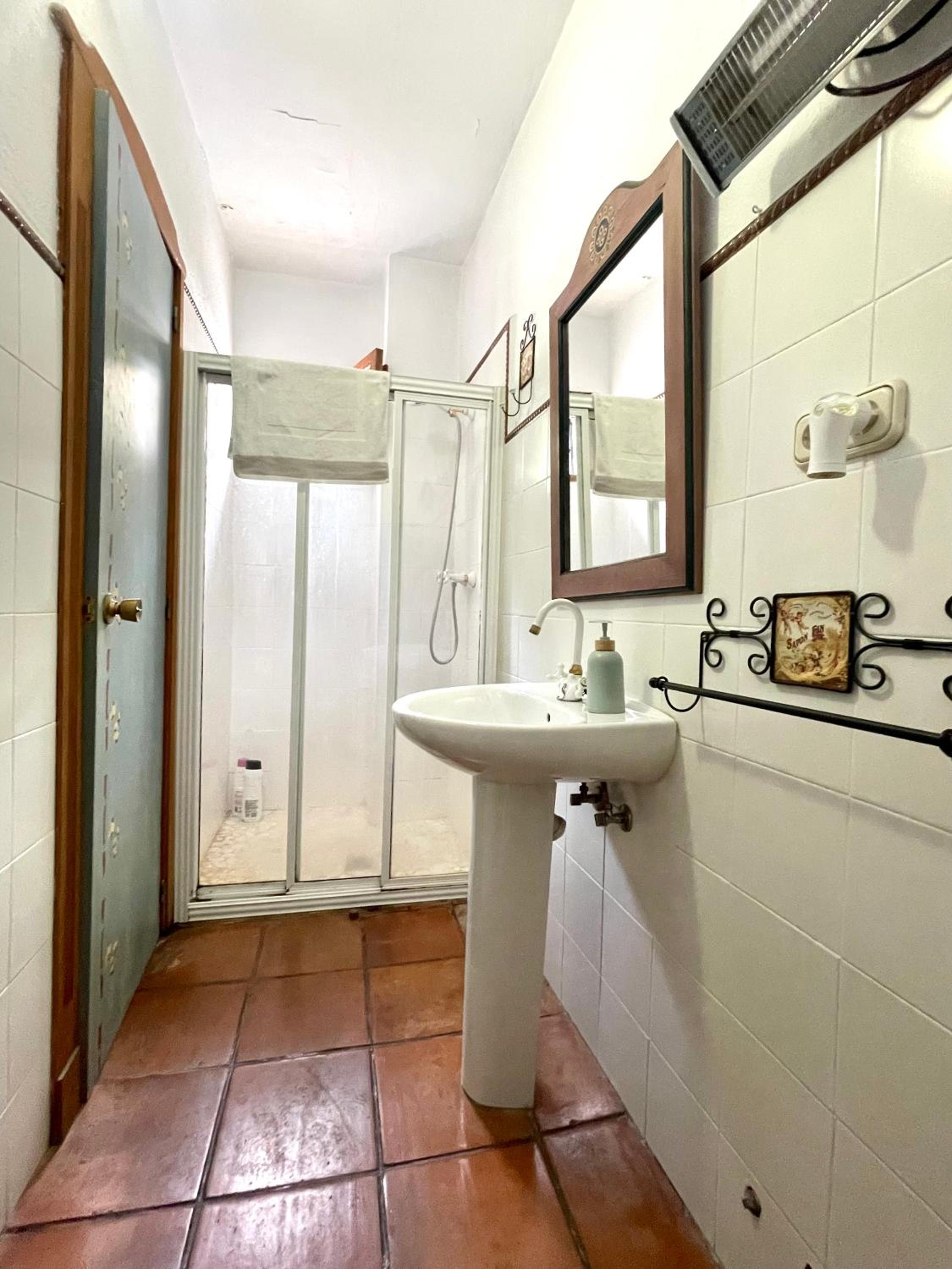 Habitación con baño y cocina privados en Albaicin