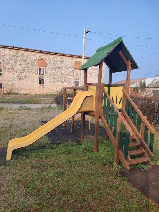 Stancija Červar
