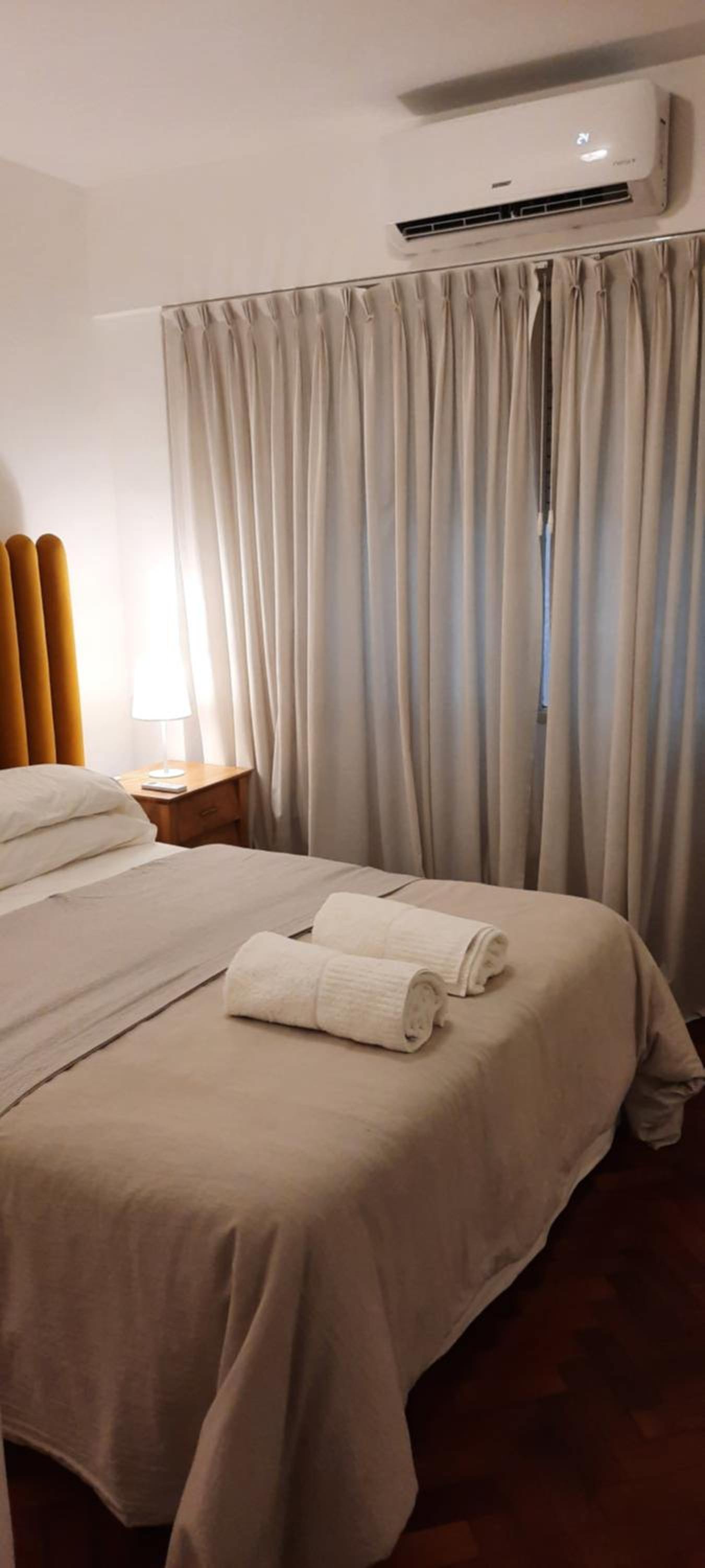 Fabulous and Quiet Apartment+Balcony in Barrio Norte. Your easy access to Buenos Aires!