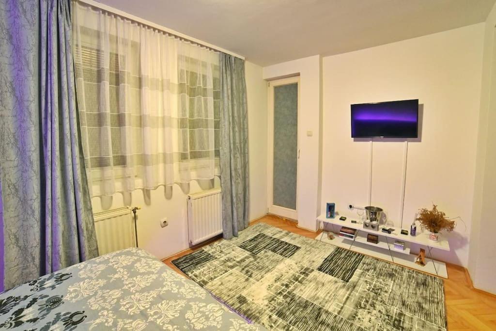 Neo Apartment