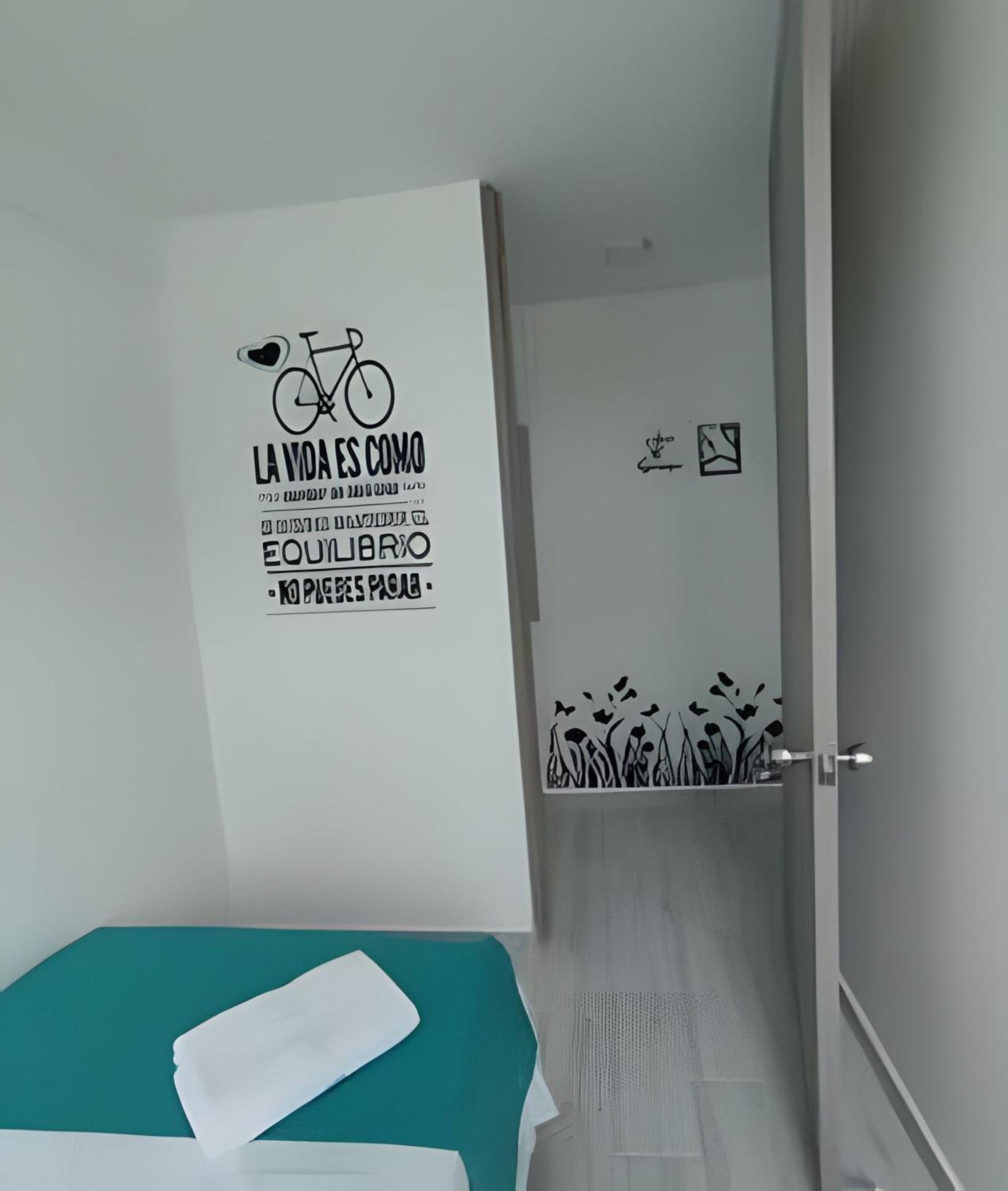 GURUS FR | Elegante Apartamento en parque acuático Dosquebradas
