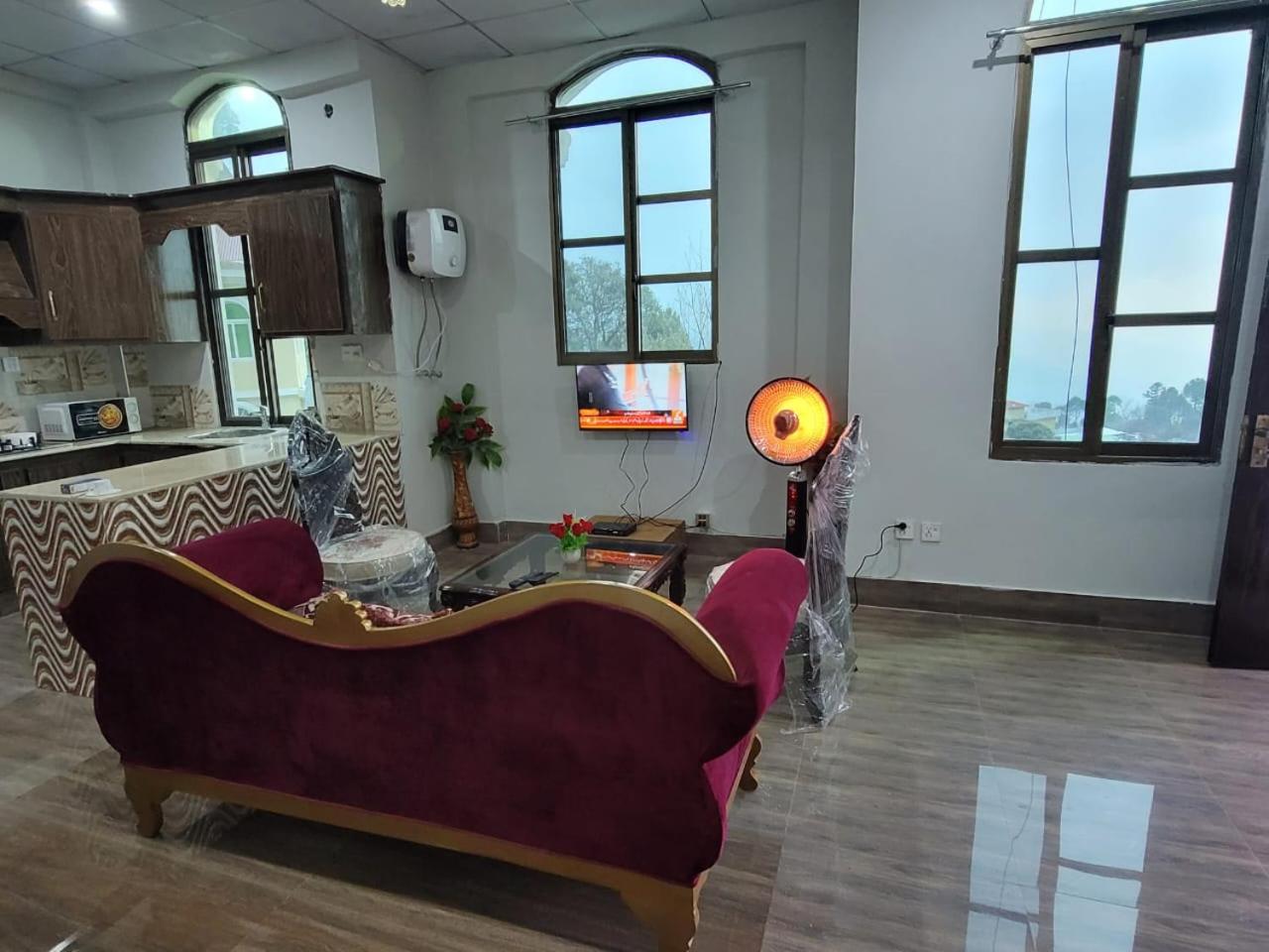 Patriata Luxury Suits