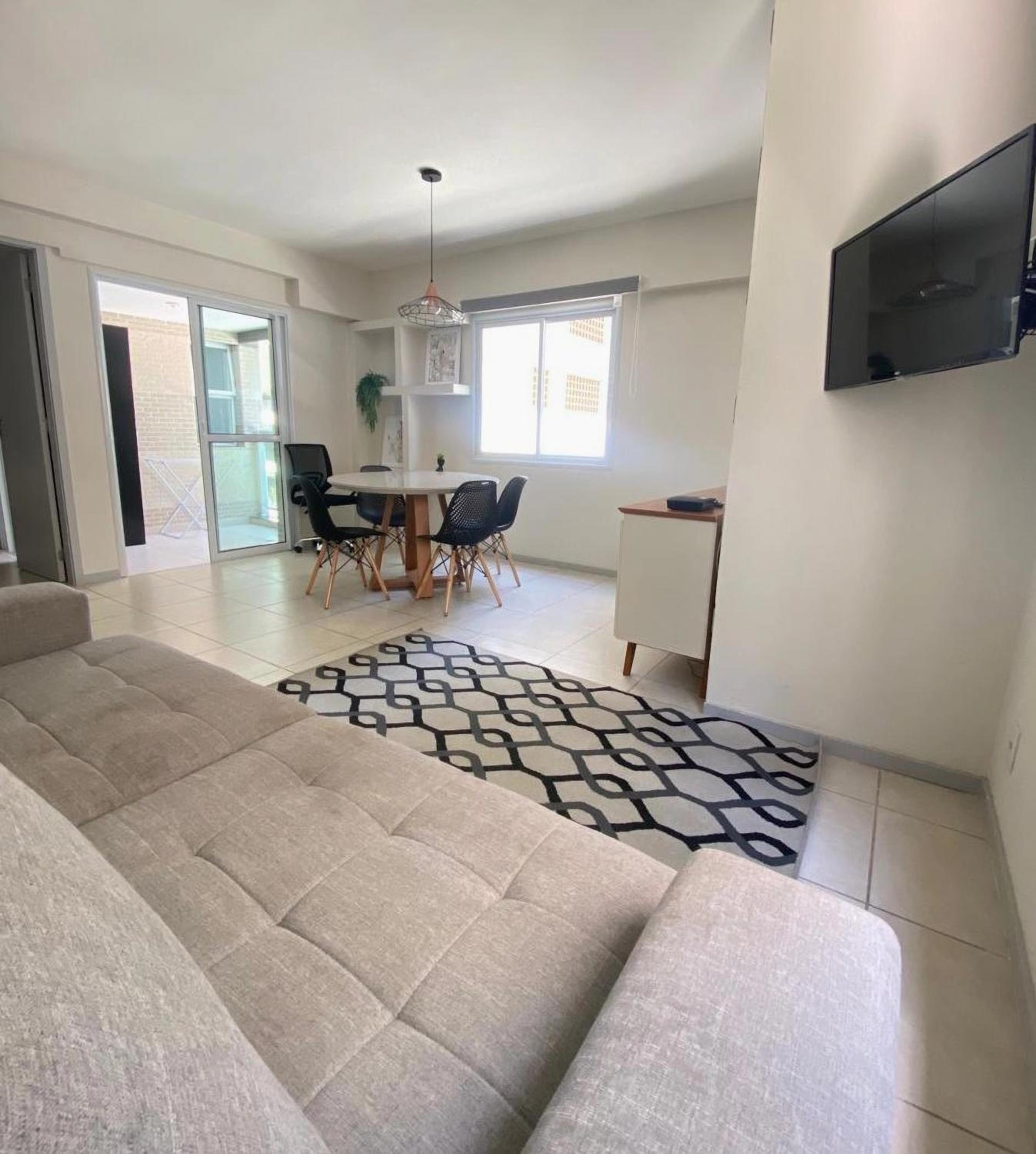 Apto em Zona Nobre à Beira-mar com Piscina, Ar Condicionado, Garagem GRÁTIS
