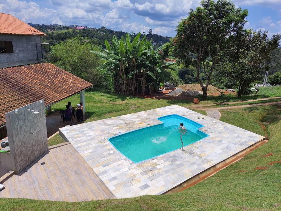 Chácara ( Dona Juju) super confortável em Igarata/SP!