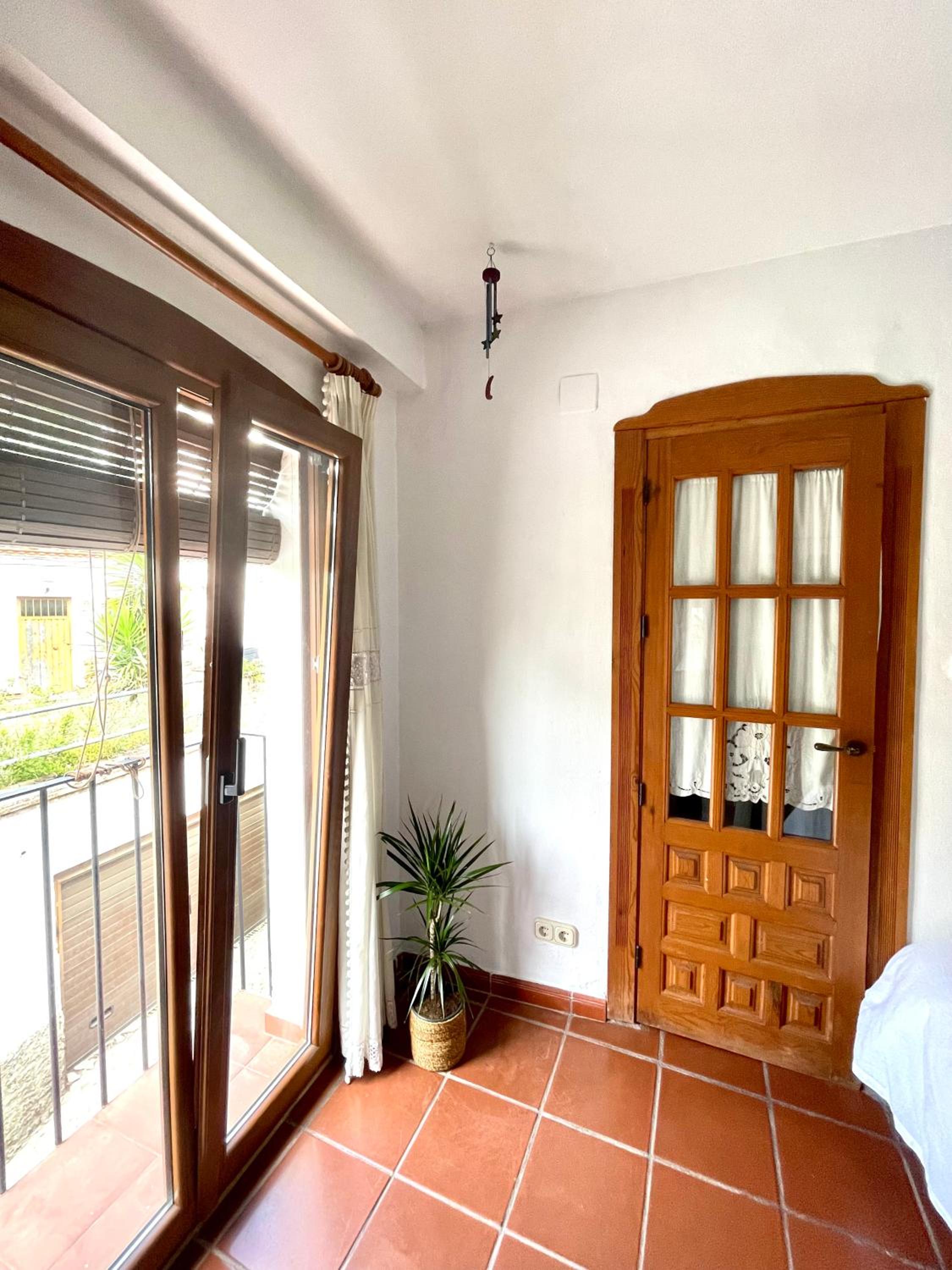 Habitación cama de matrimonio con baño privado