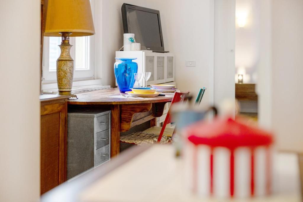 [Milano- Stazione Garibaldi] Ecletic Apartment