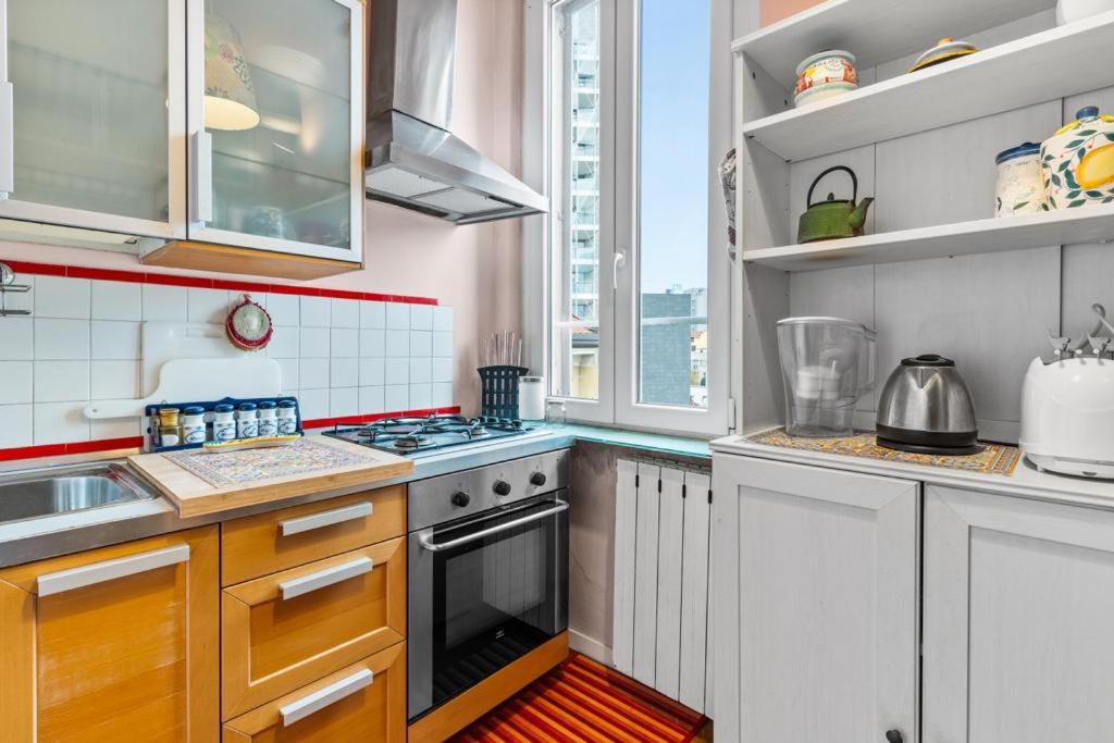 [Milano- Stazione Garibaldi] Ecletic Apartment