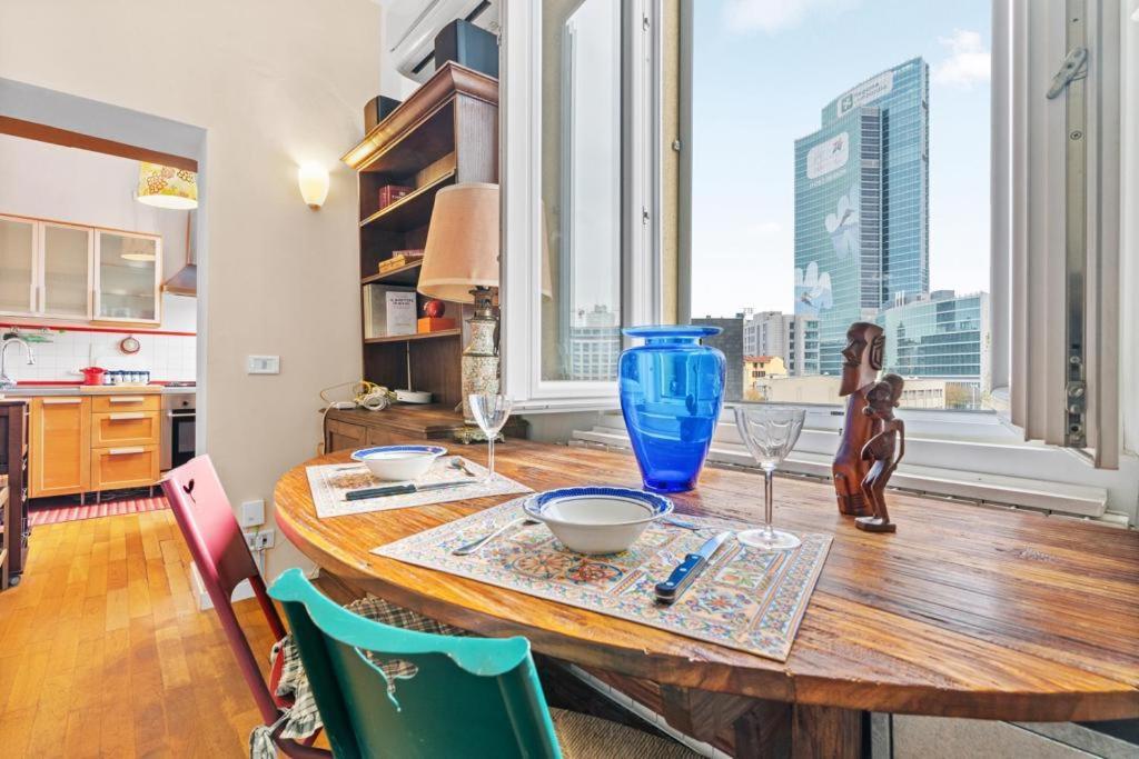 [Milano- Stazione Garibaldi] Ecletic Apartment