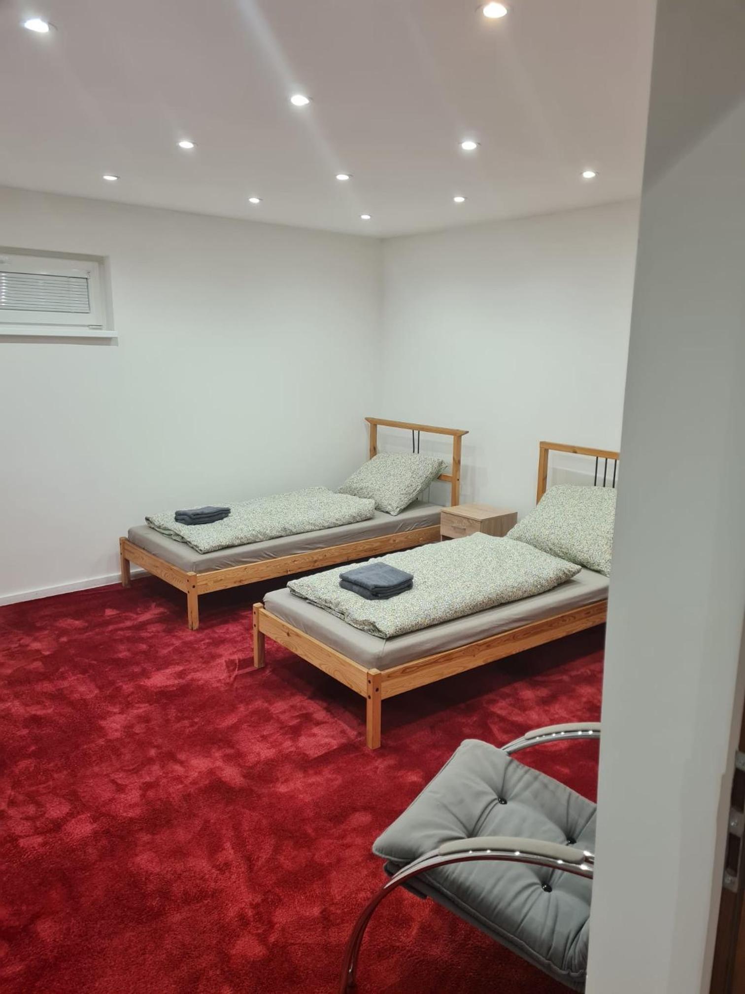 Dom pri rieke s parkovaním