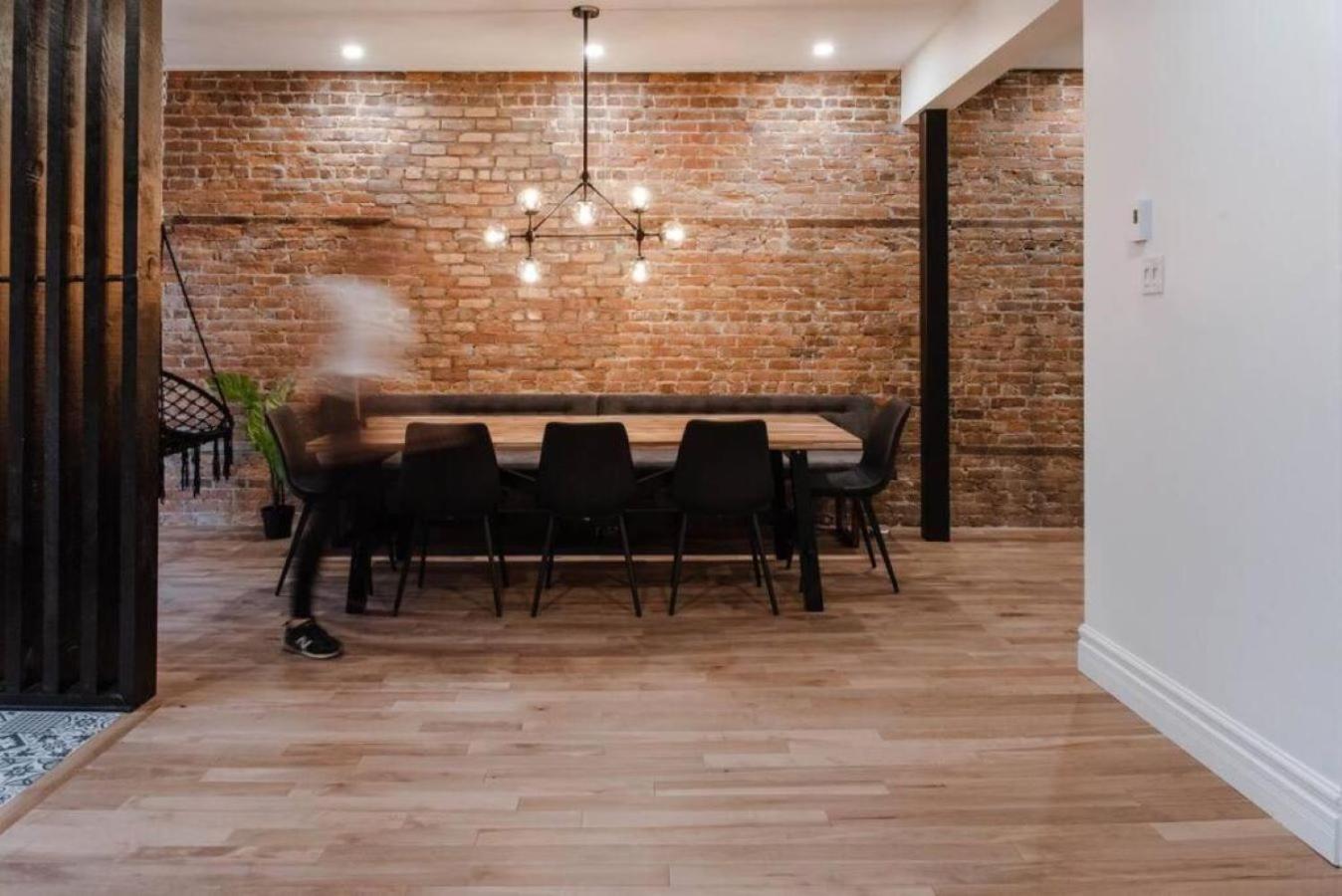 The Old New // Spacious 2000 sqft condo - Downtown