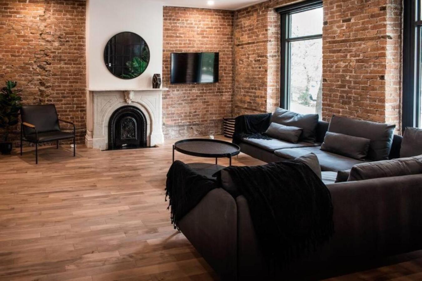 The Old New // Spacious 2000 sqft condo - Downtown