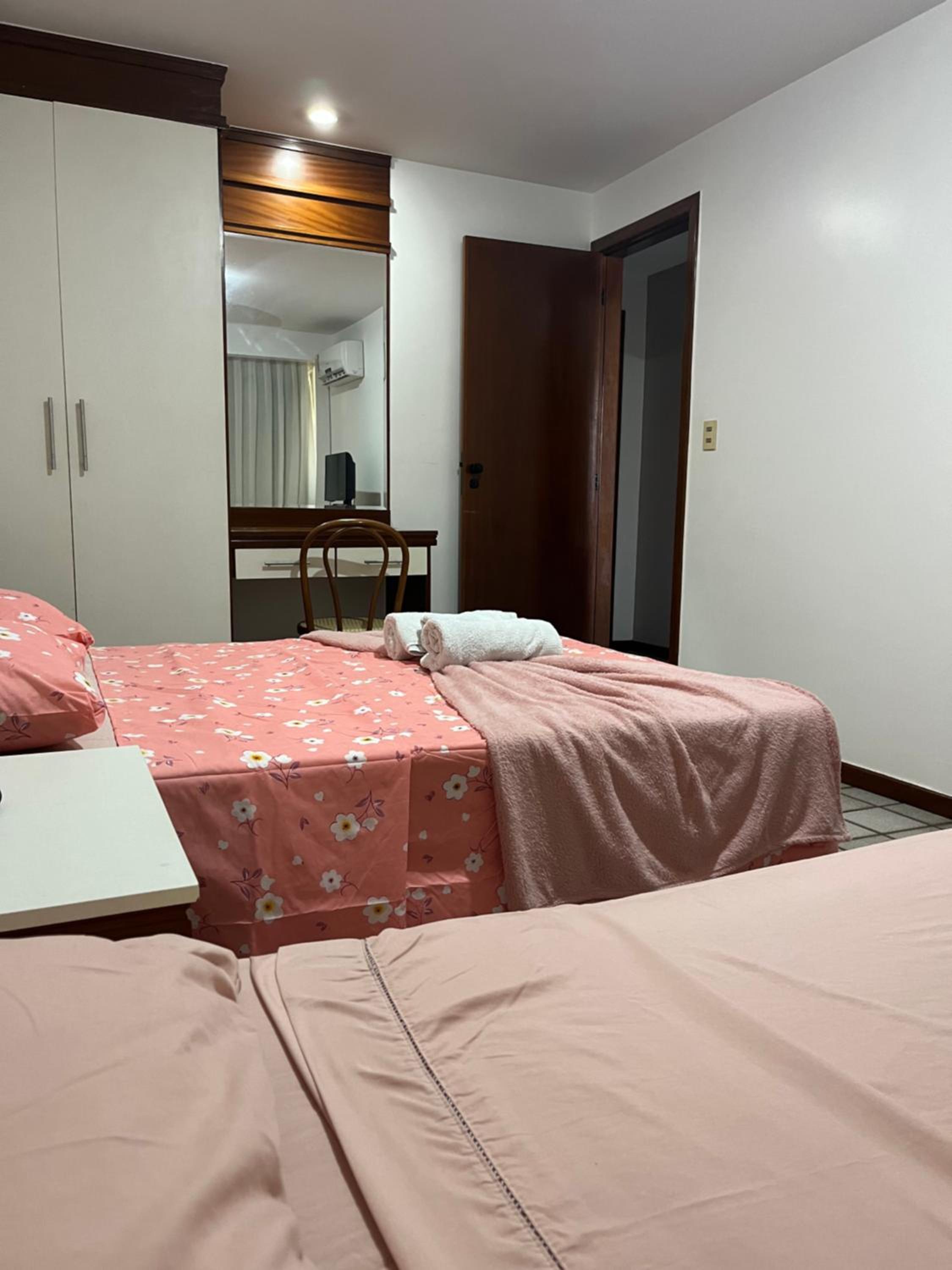 Apartamento com vista da praia da Costa 615