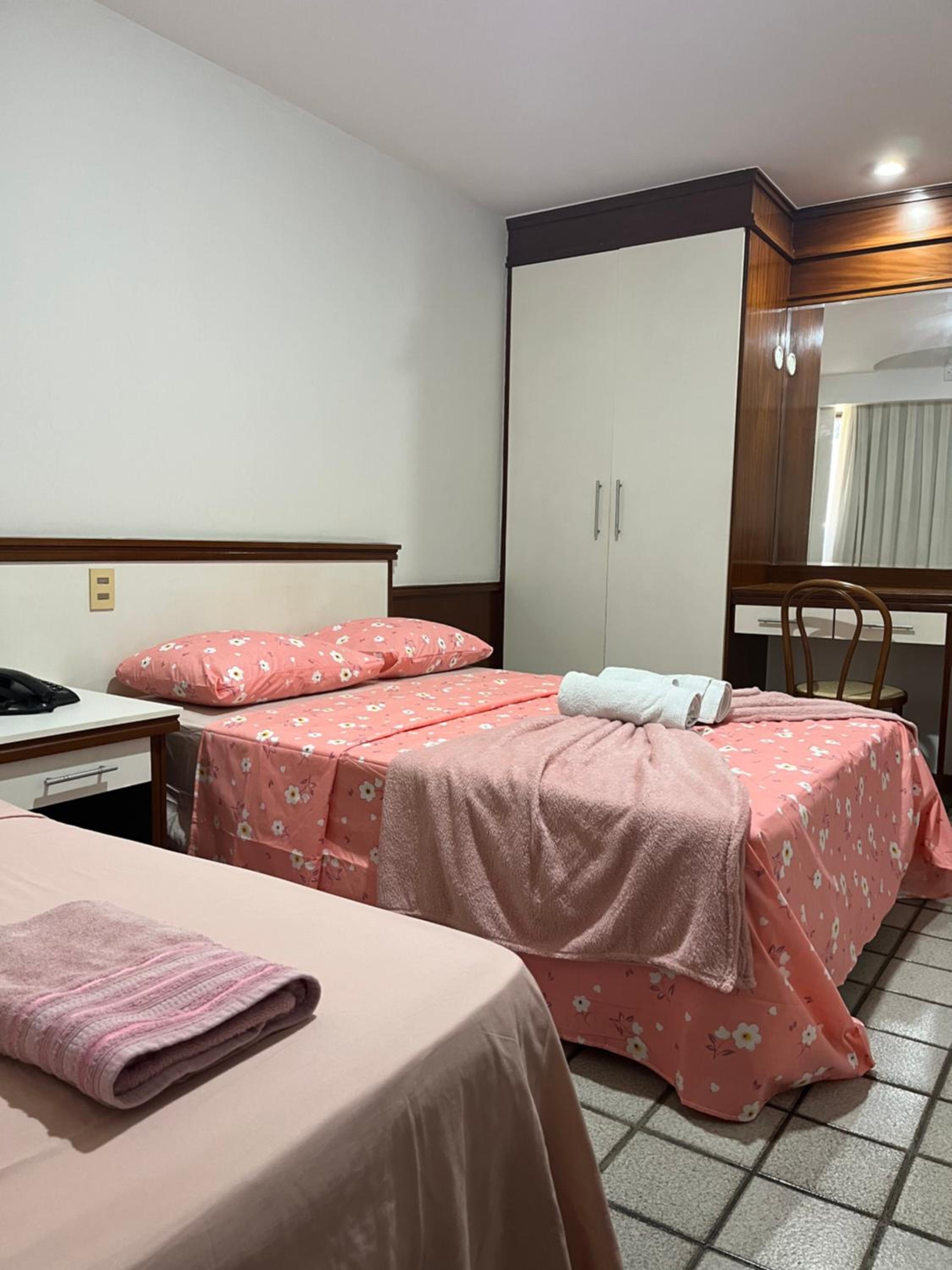 Apartamento com vista da praia da Costa 615