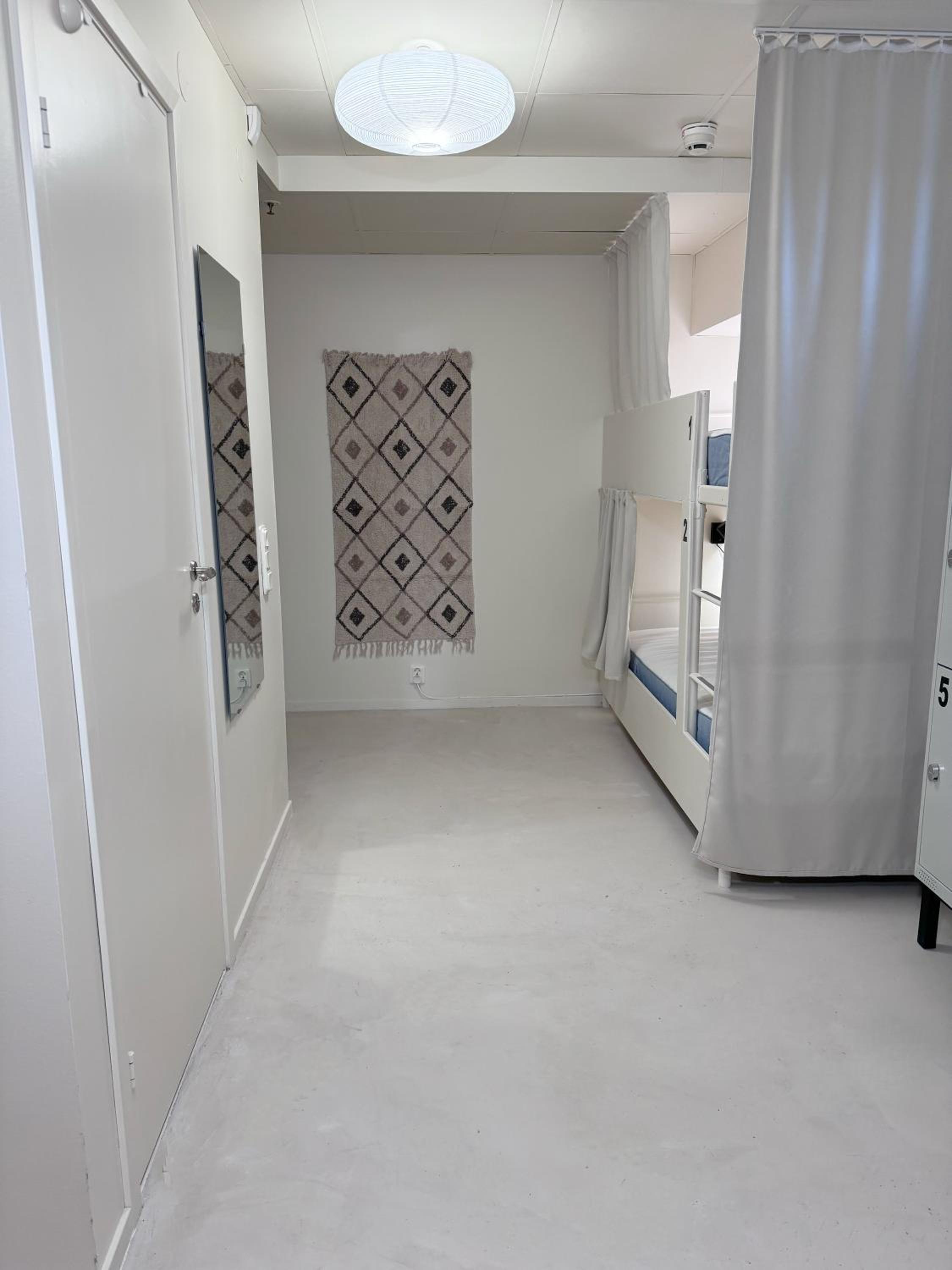 Nomad Gardet - Image 2
