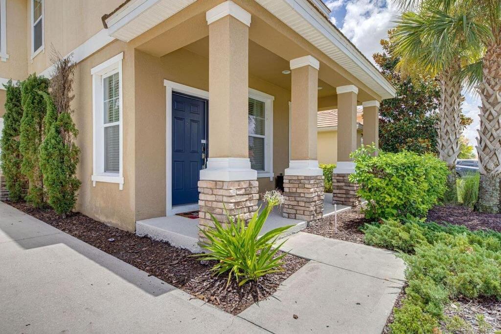 Spacious Pool Home Near Disney, Great Amenities view 3