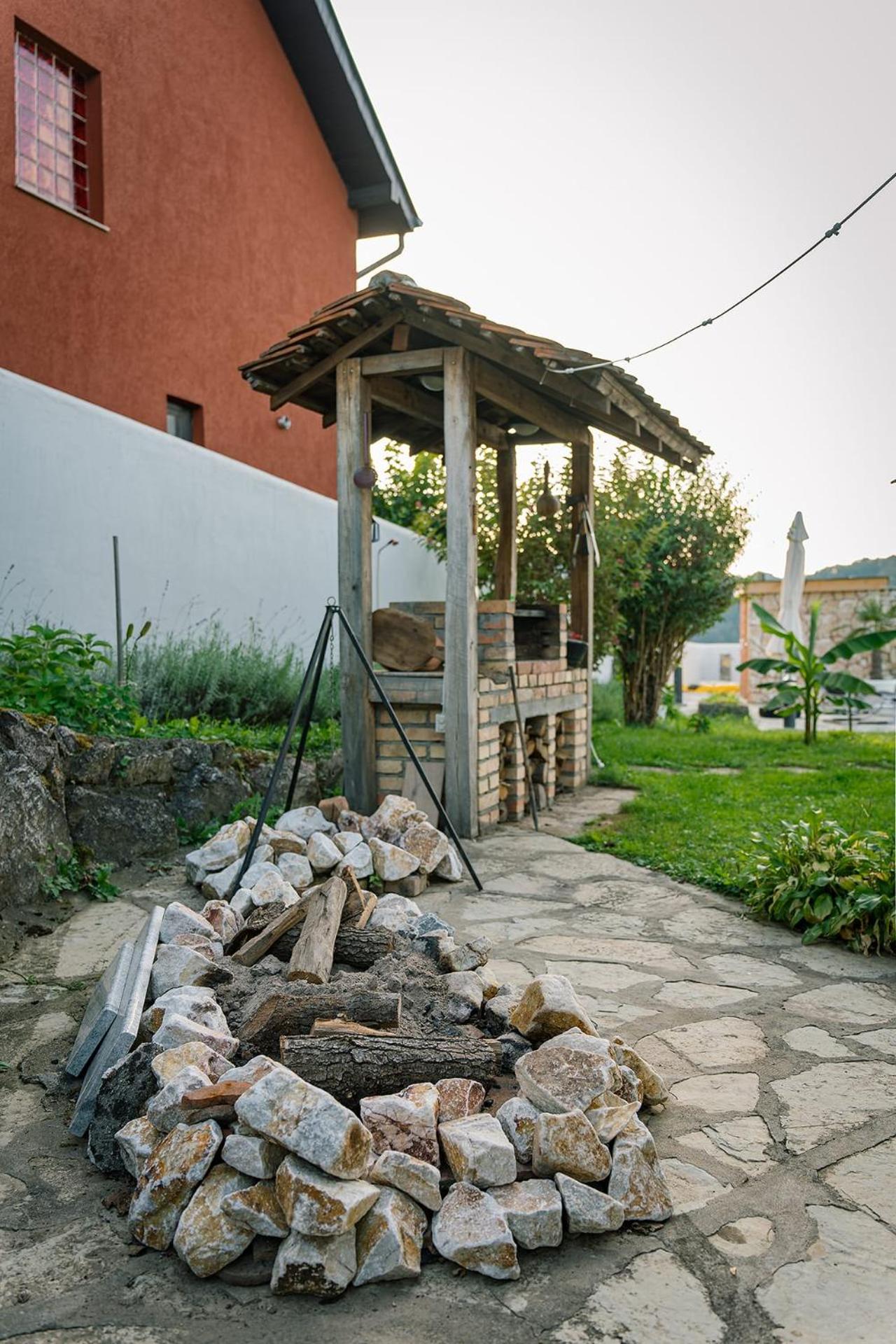 Photo 28