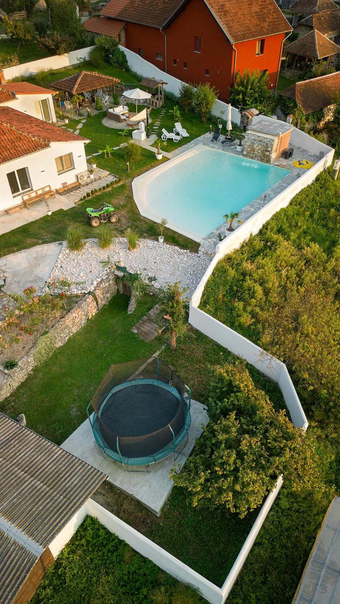 Photo 41