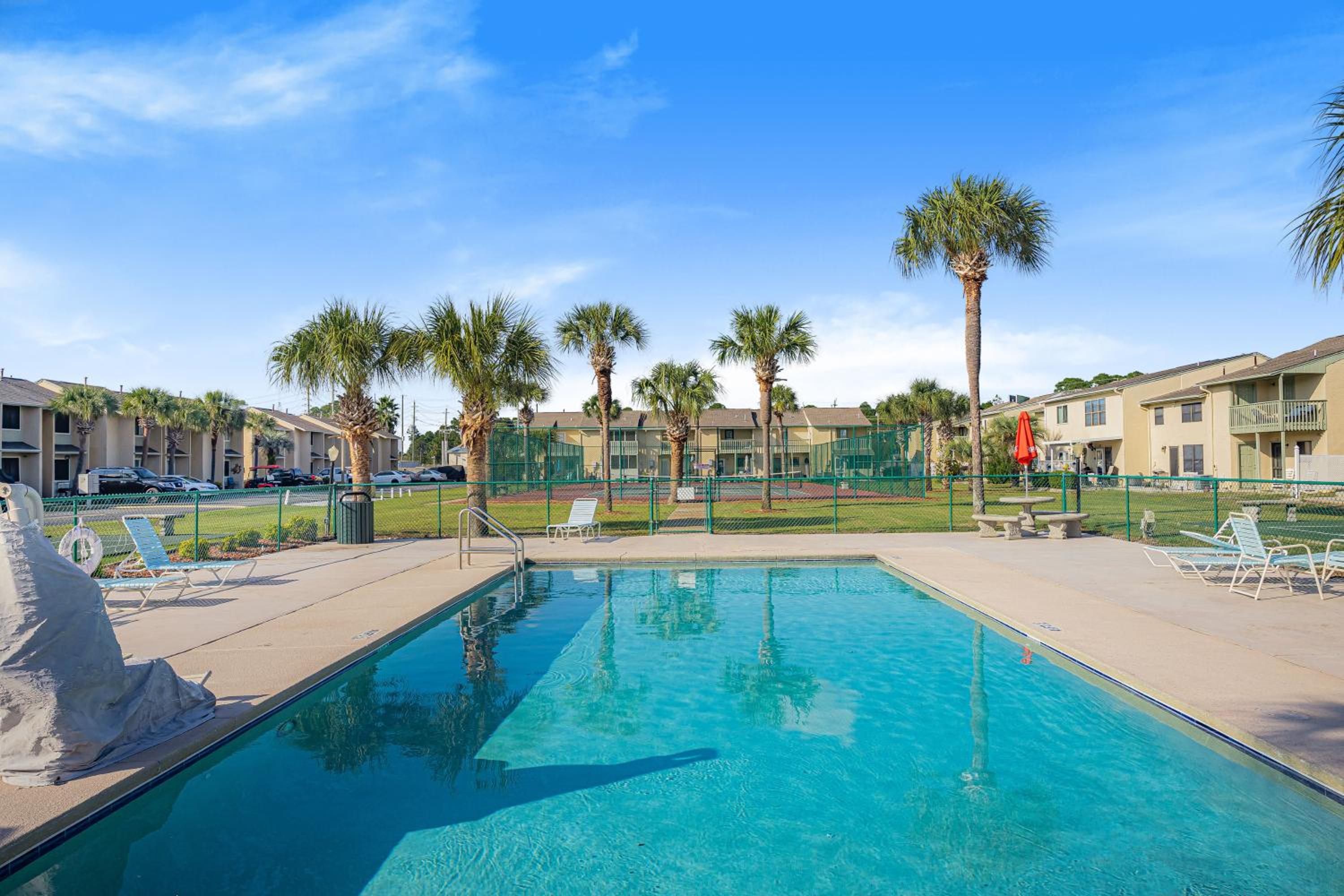 The Boho Bungalow - Beachwalk - Resort Amenities view 4