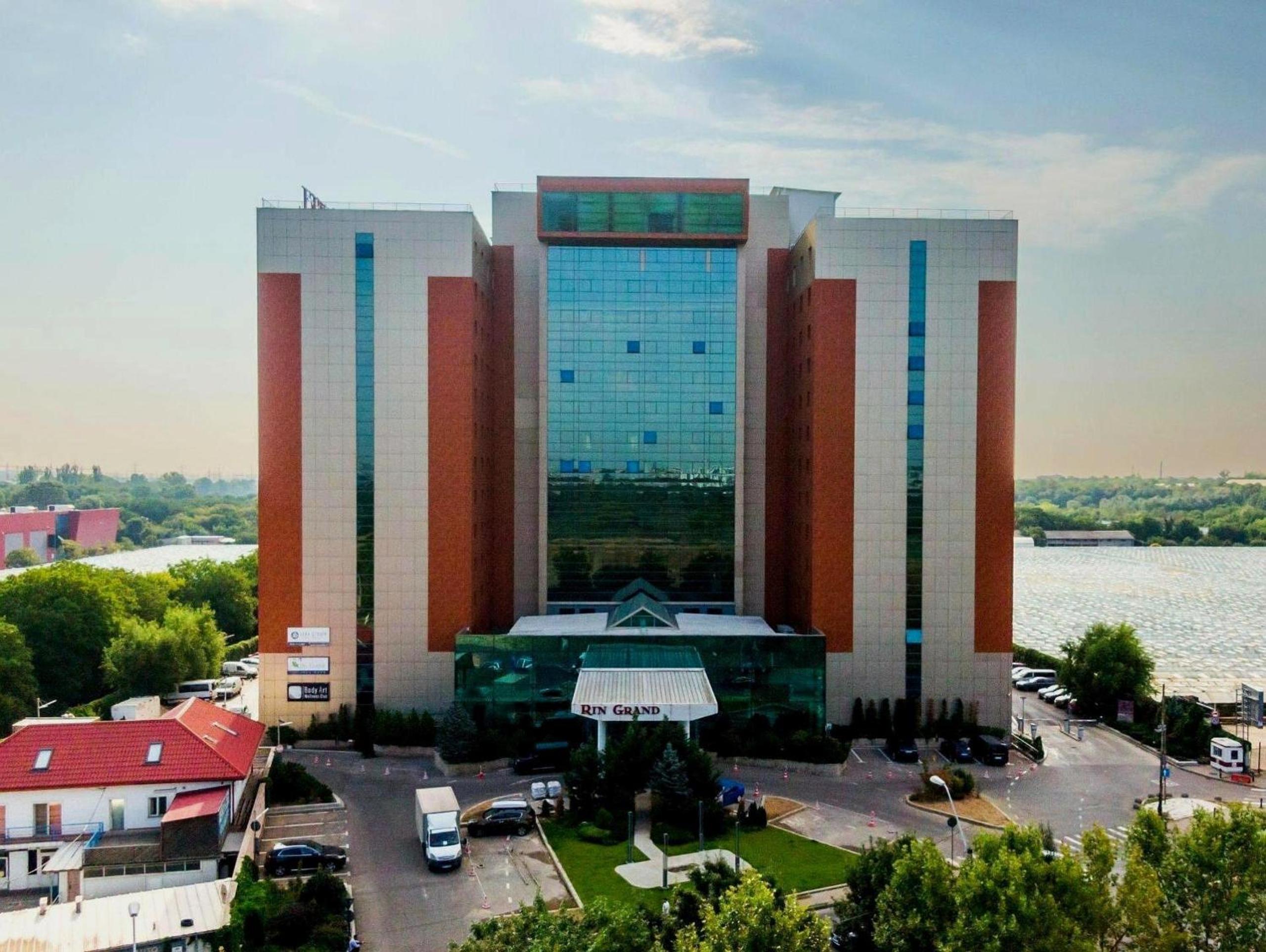 Hotel Rin Grand Sofmed - Image 1