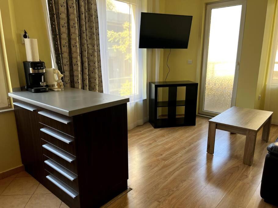 Lovely 2-bedroom rental unit in Sofia