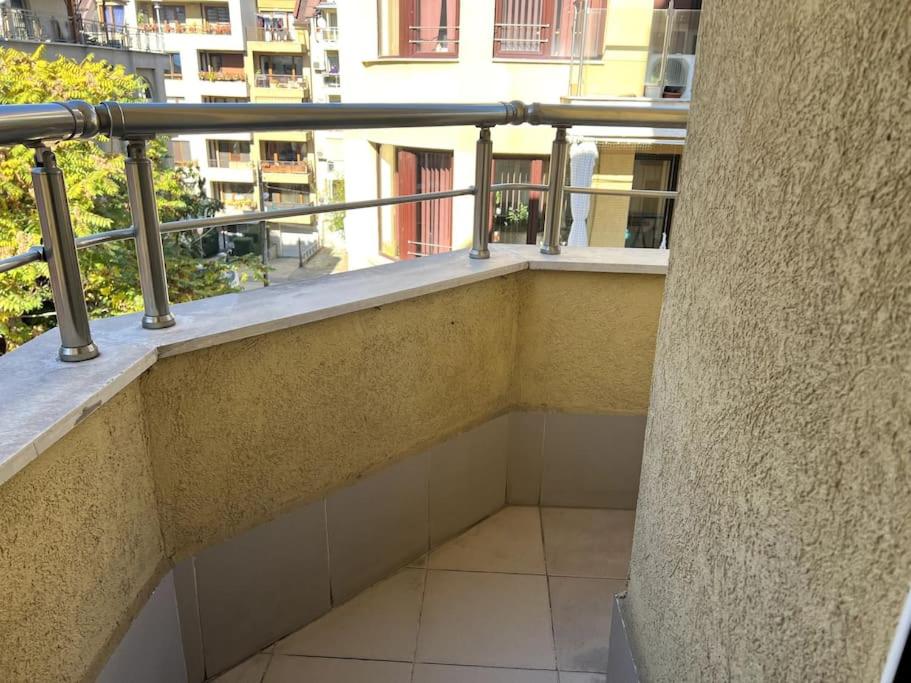 Lovely 2-bedroom rental unit in Sofia