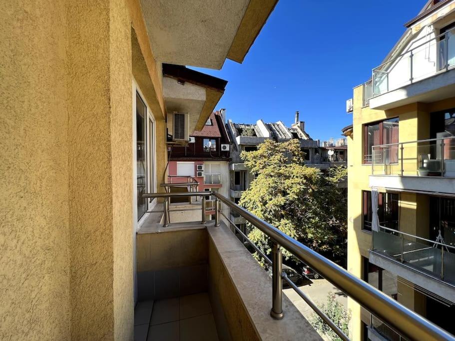Lovely 2-bedroom rental unit in Sofia