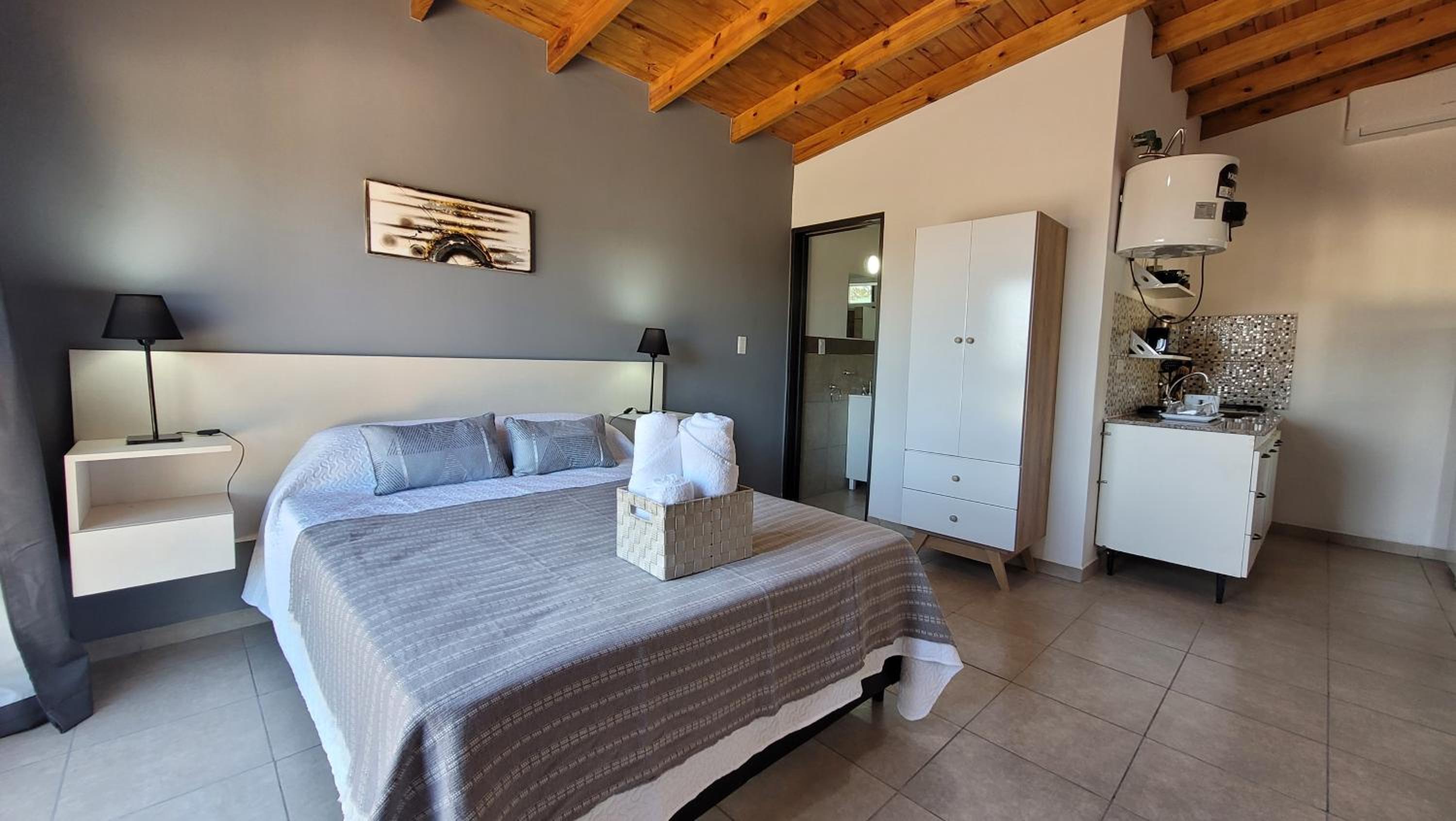 Lo de Almada Cabañas&Suites