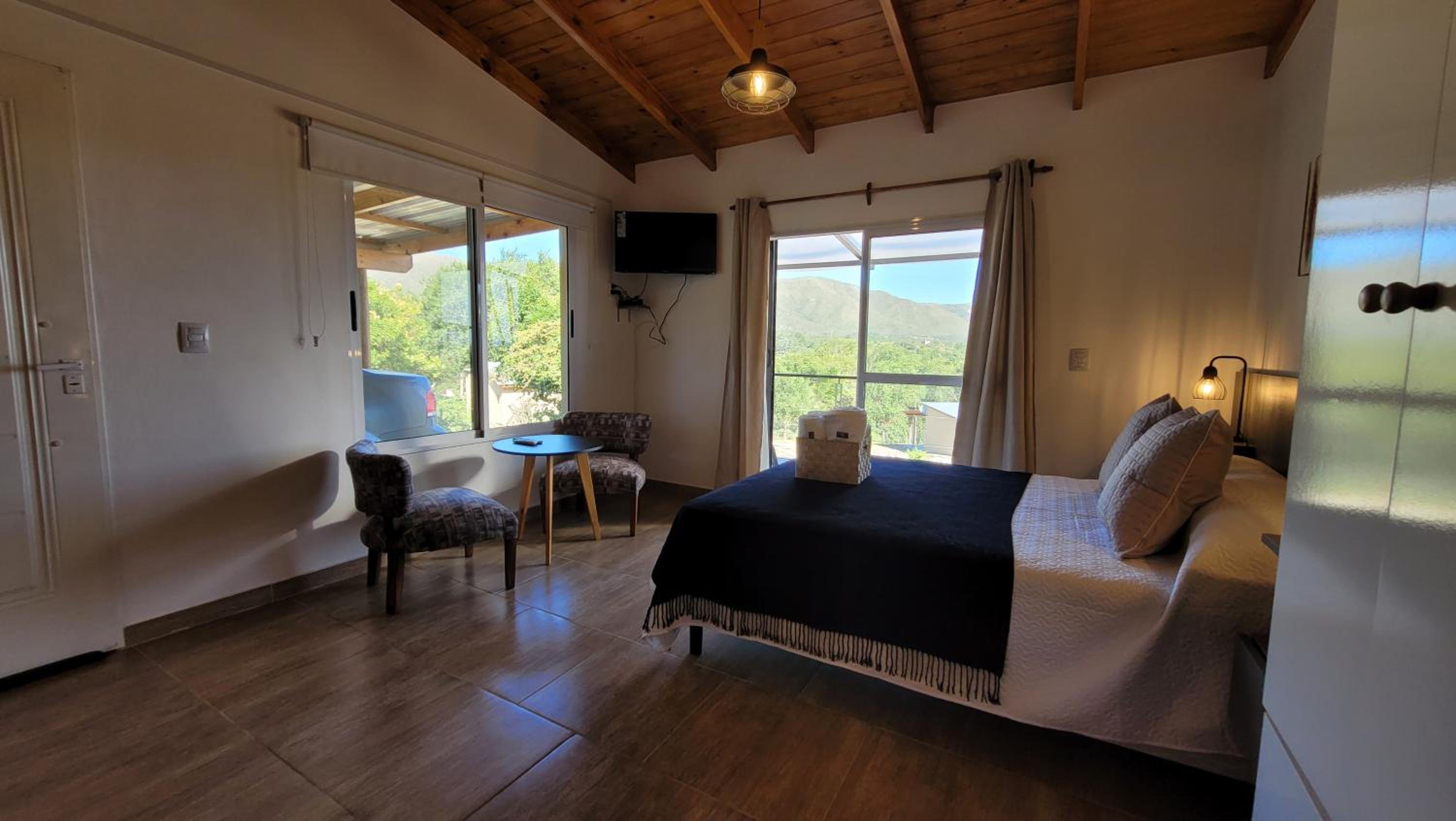 Lo de Almada Cabañas&Suites