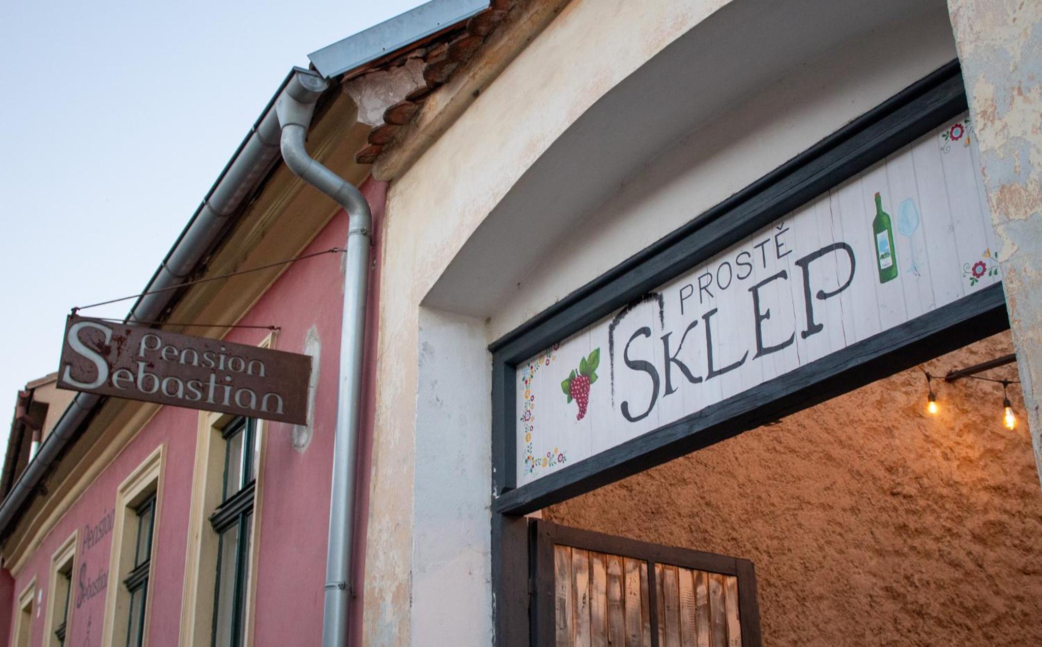 Pension Sebastian a vinný bar Prostě SKLEP
