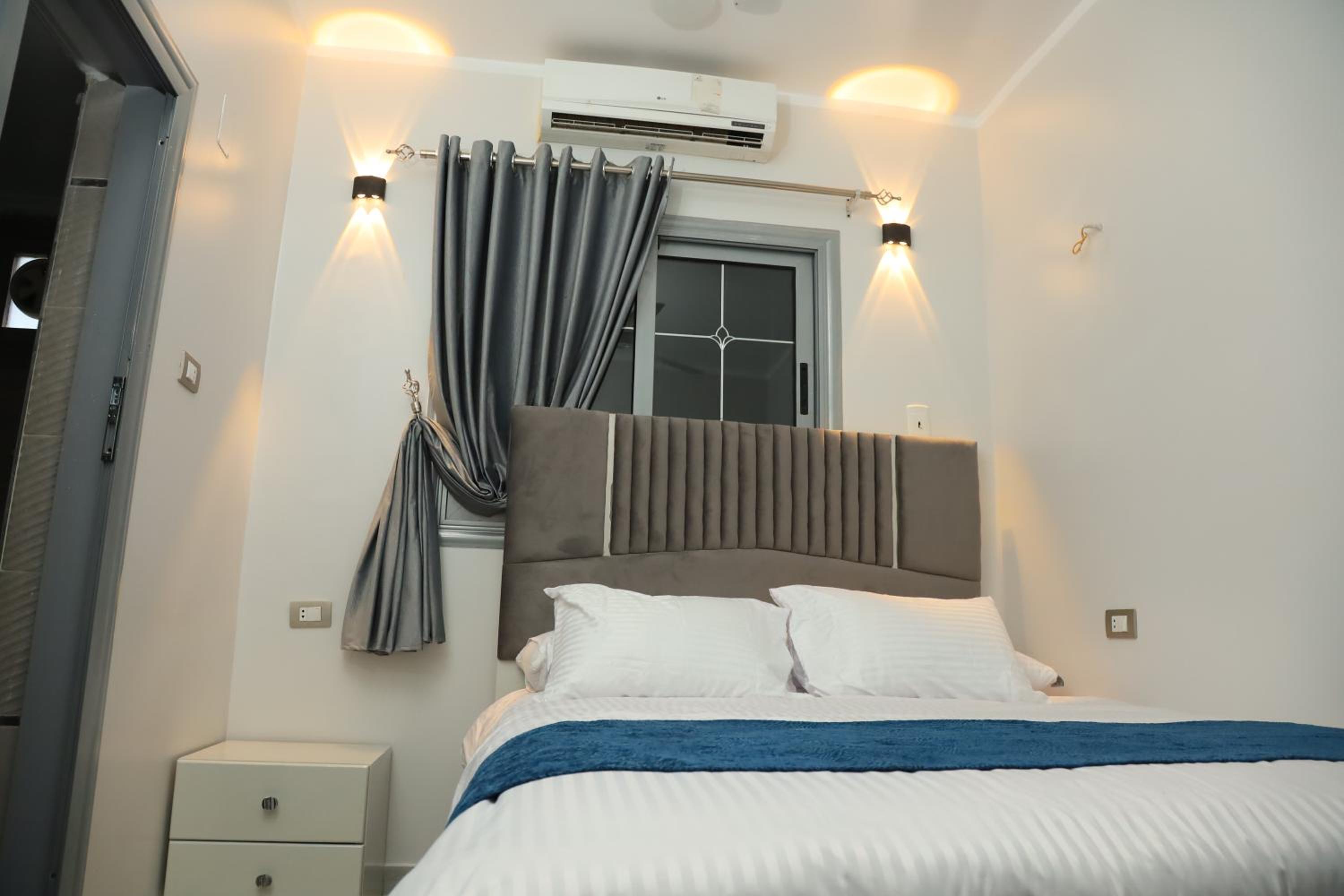 Crystala guest house