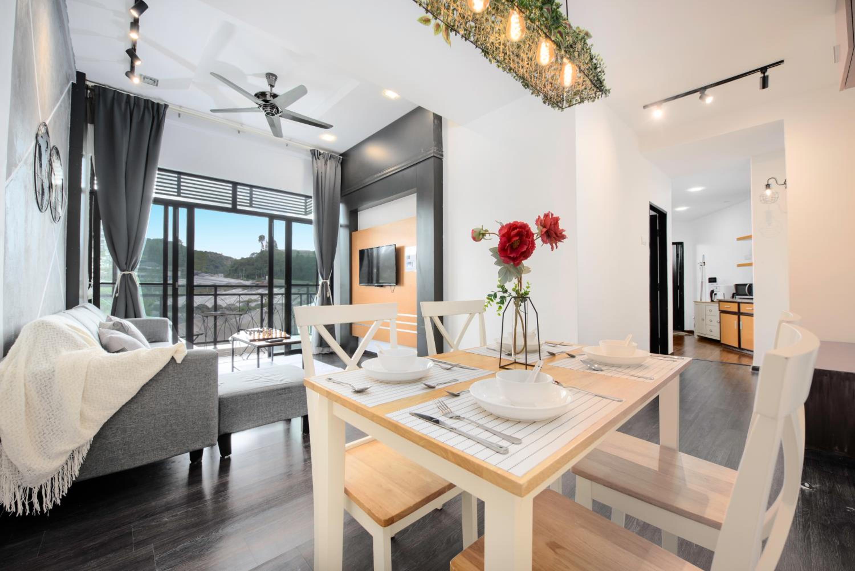 Serene Nova Family Retreat (2-6pax)near Kea Farm Market photo 1