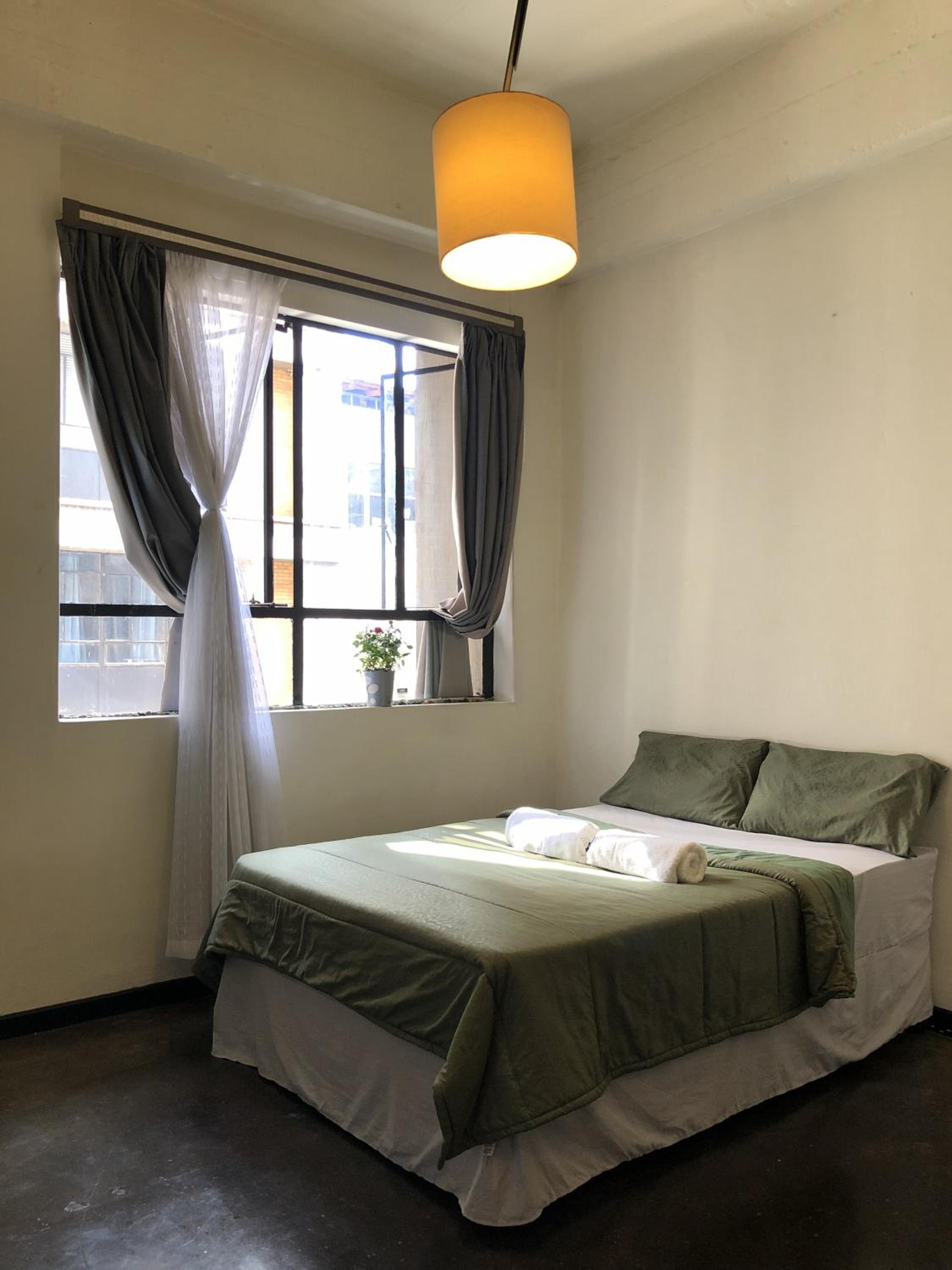 Sun's spacious apartment