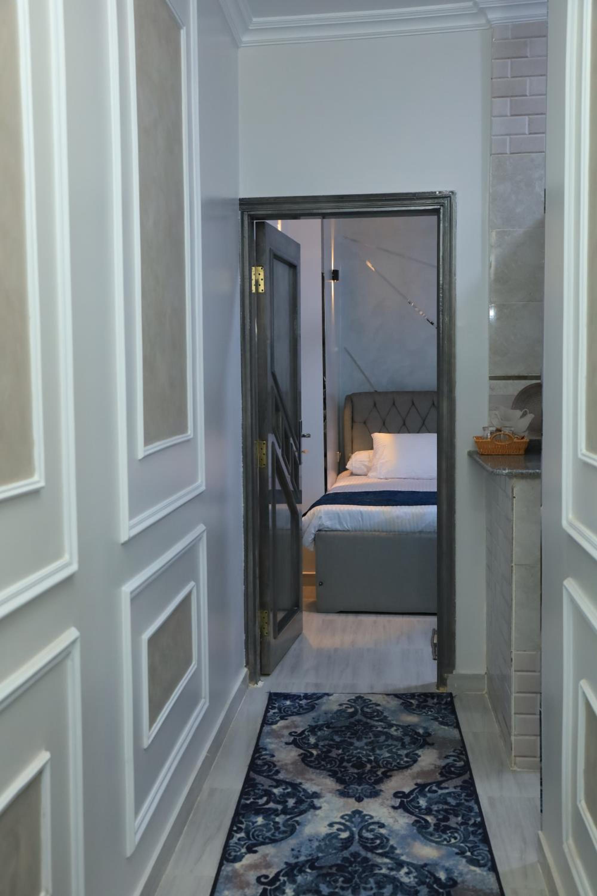 Crystala guest house
