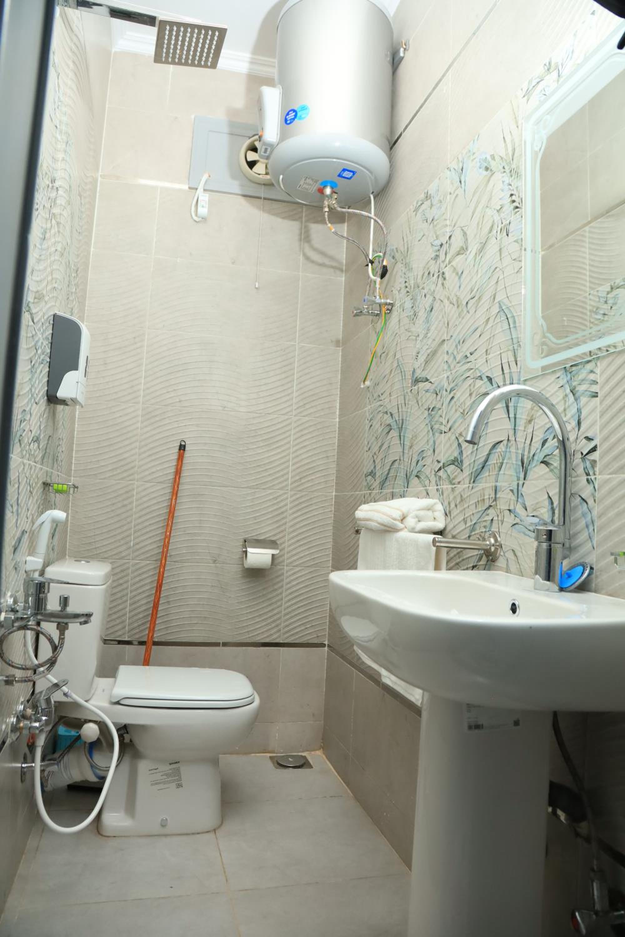Crystala guest house